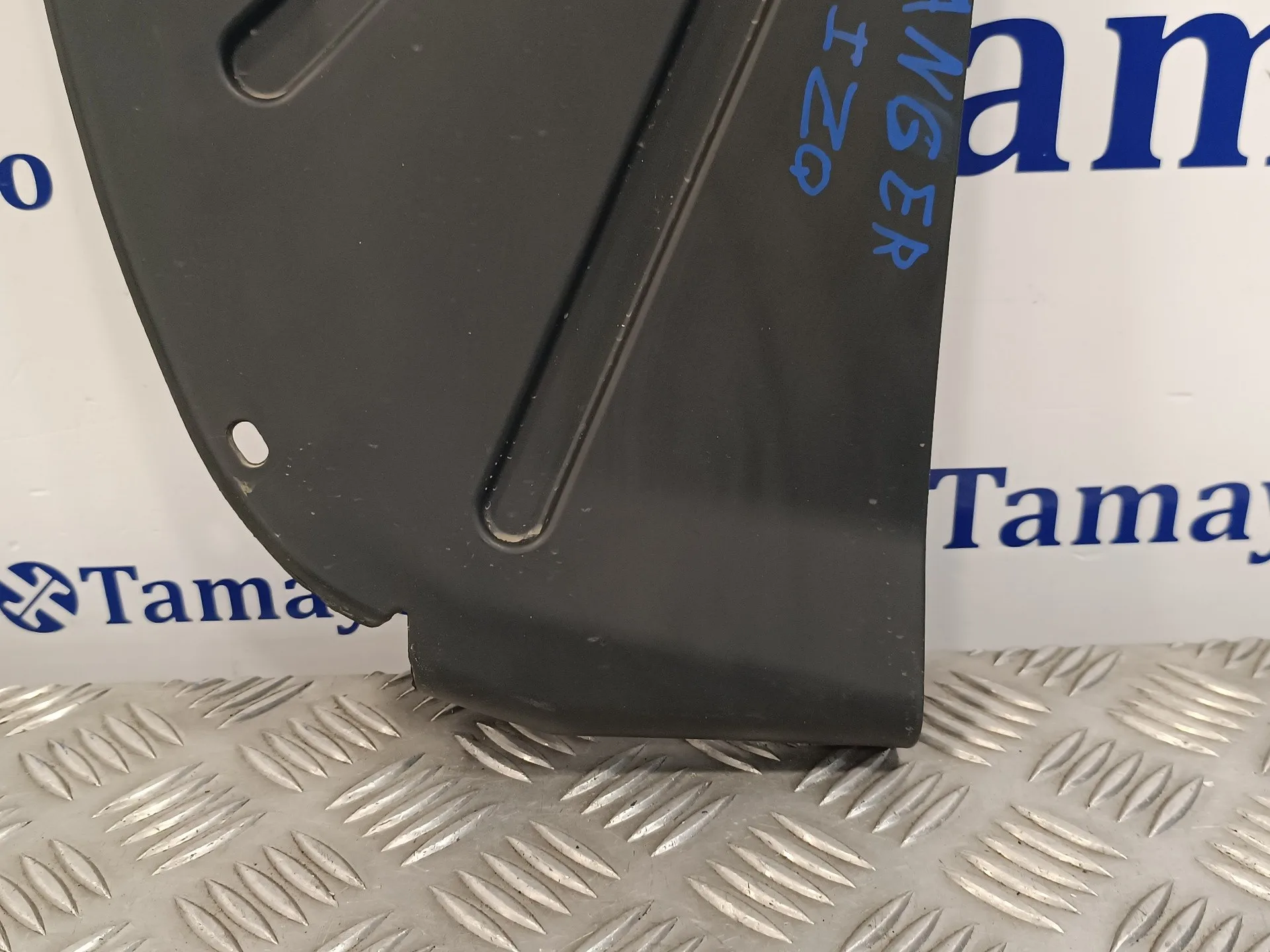 Plastico Paso Rueda Trasero Izquierdo para Ford Ranger (Tke)