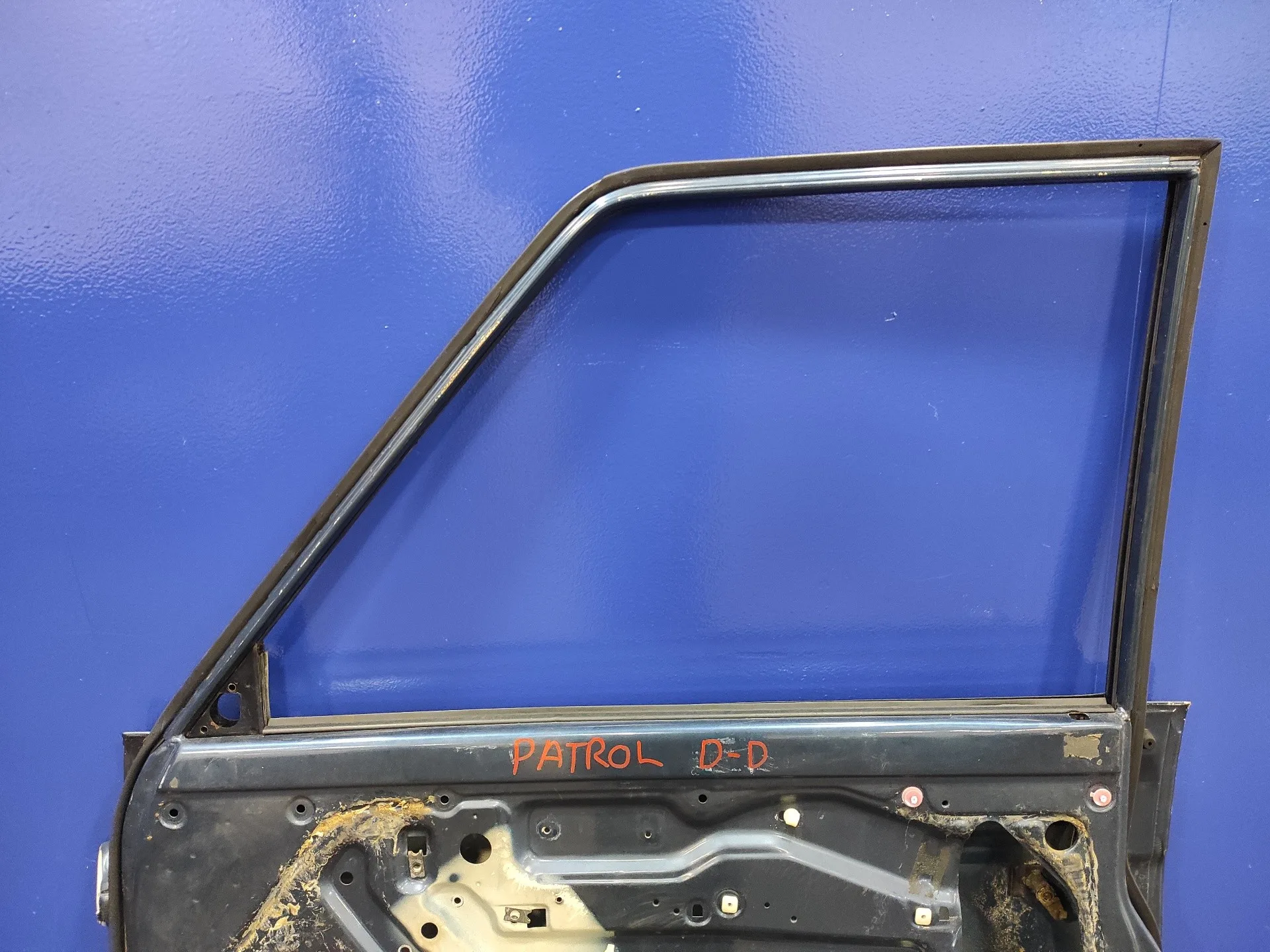 Puerta Delantera Derecha para Nissan Patrol Gr (Y60)