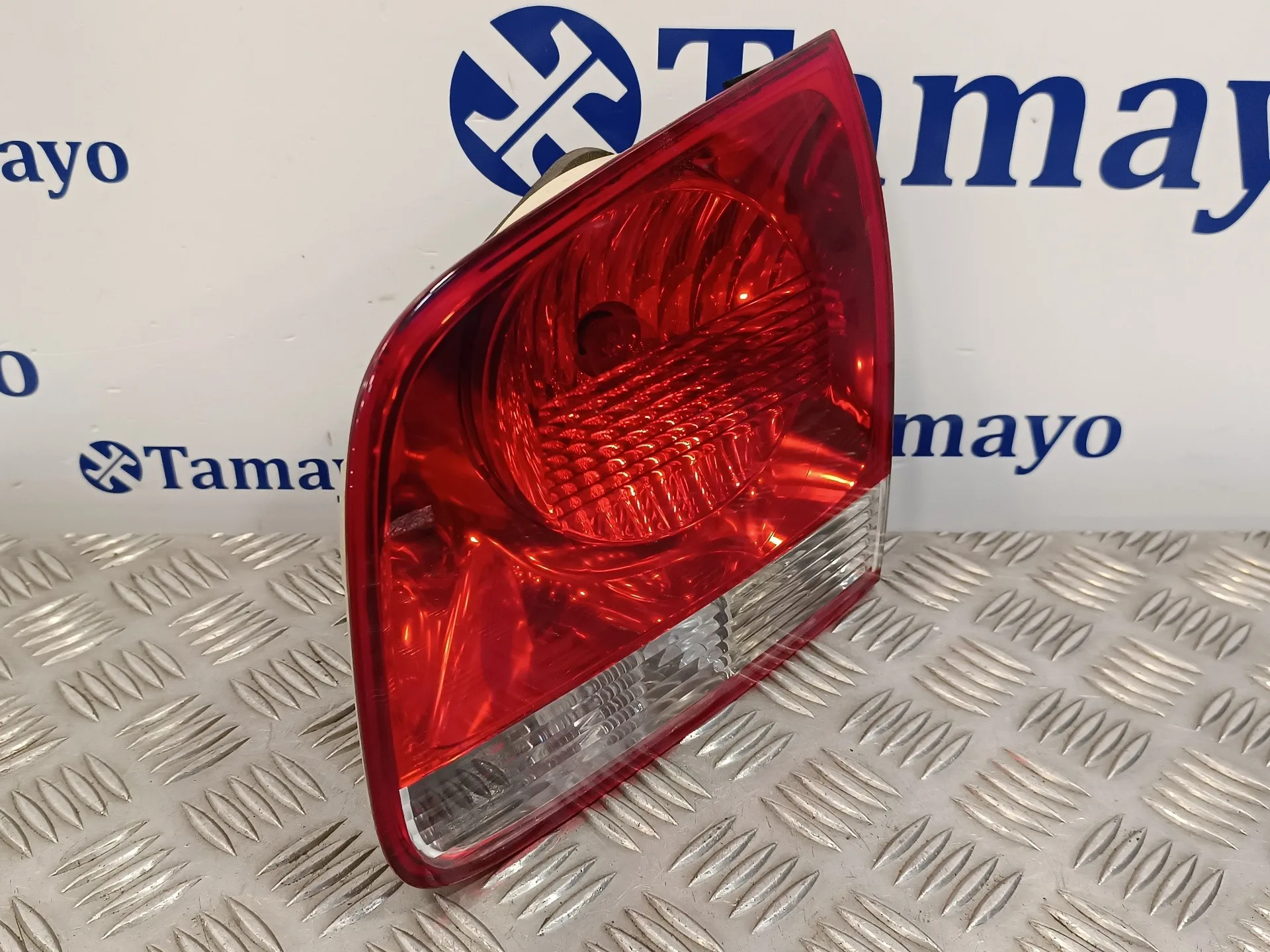 Piloto Trasero Derecho Interior para Volkswagen Touareg (7La)