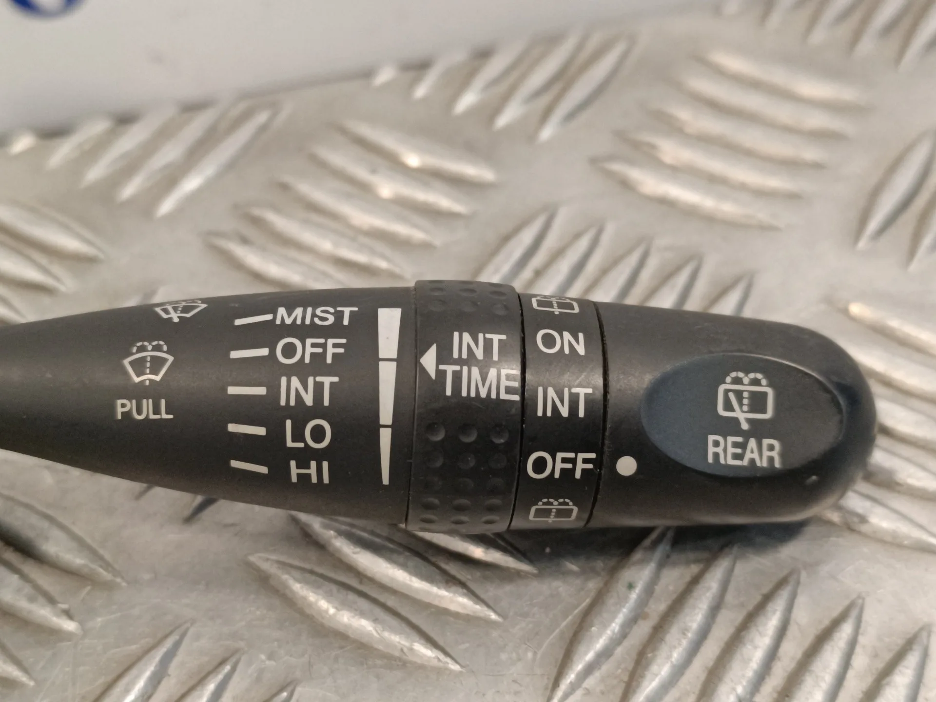 Mando Limpia para Suzuki Swift Berlina (Mz)