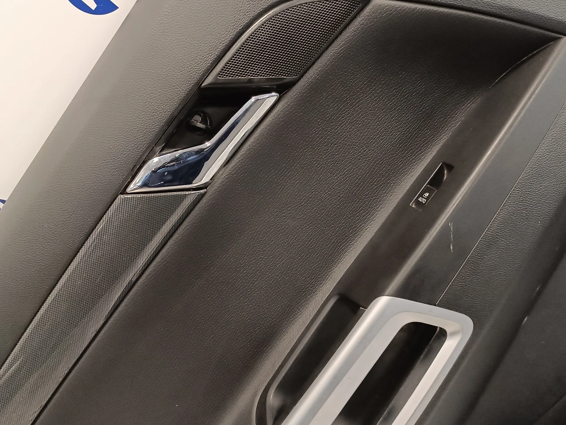 Guarnecido Puerta Trasera Izquierda para Opel Antara