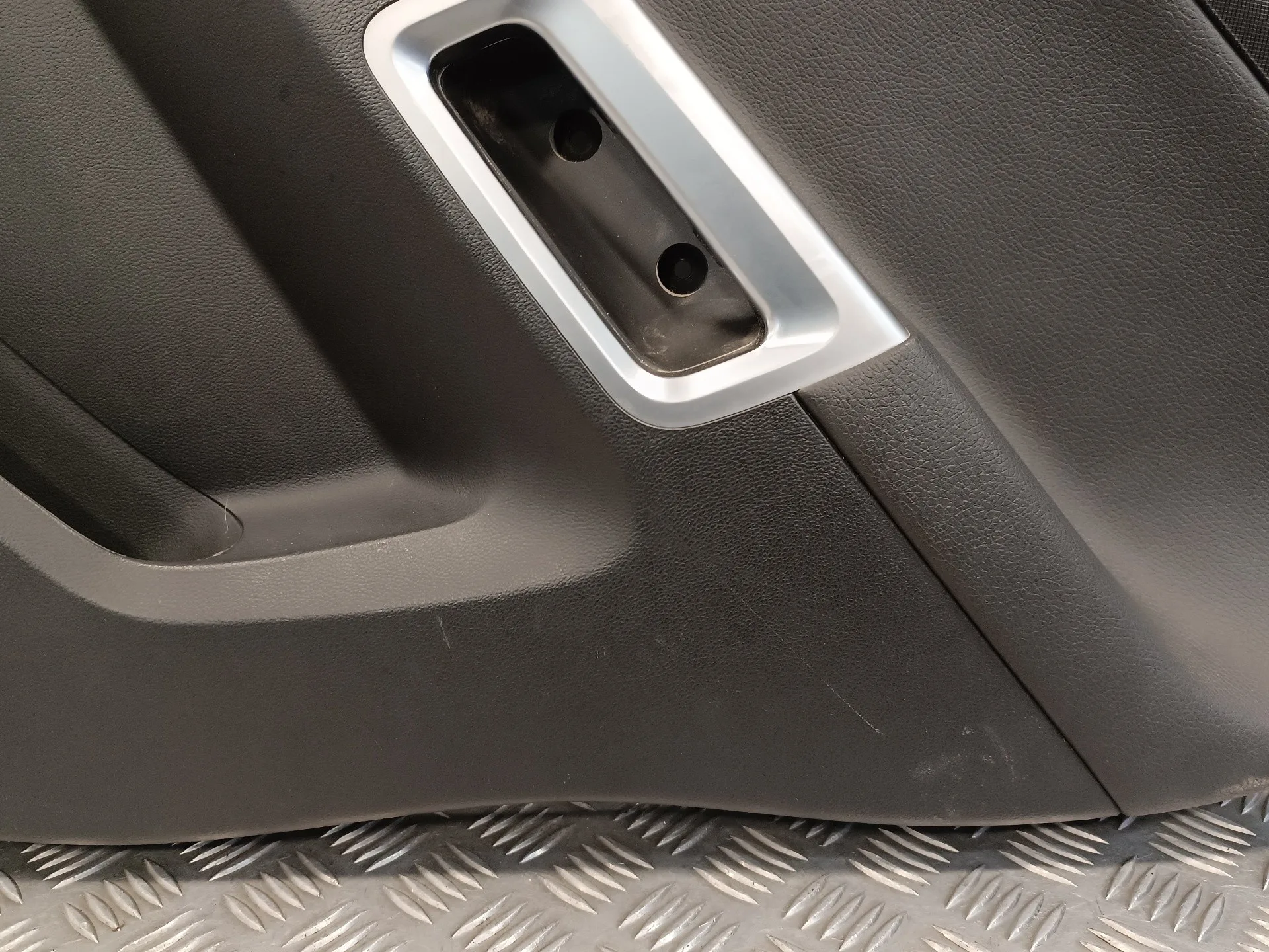 Guarnecido Puerta Trasera Derecha para Opel Antara