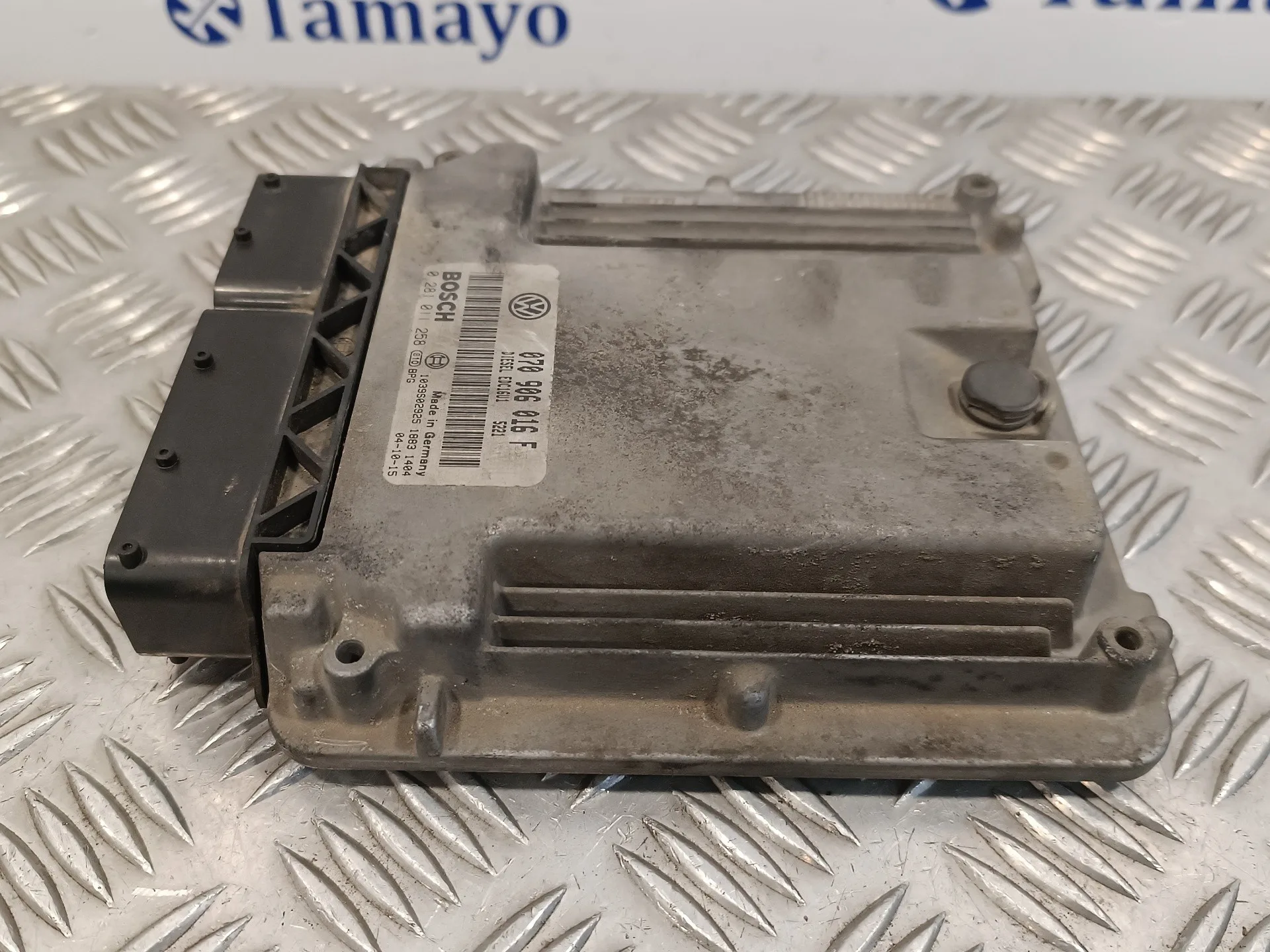 Centralita Motor Uce para Volkswagen Touareg (7La)
