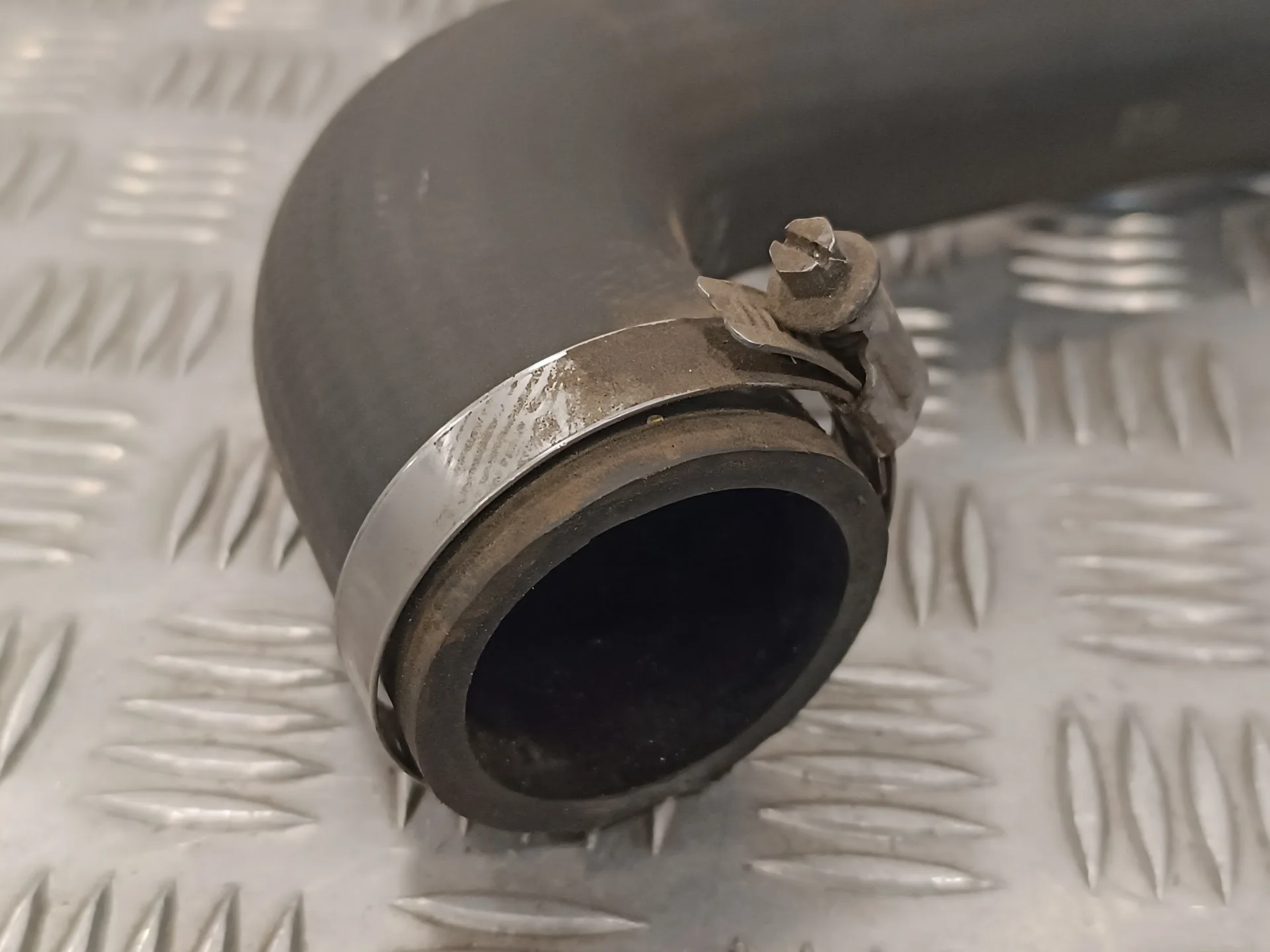 Tubo para Opel Vivaro
