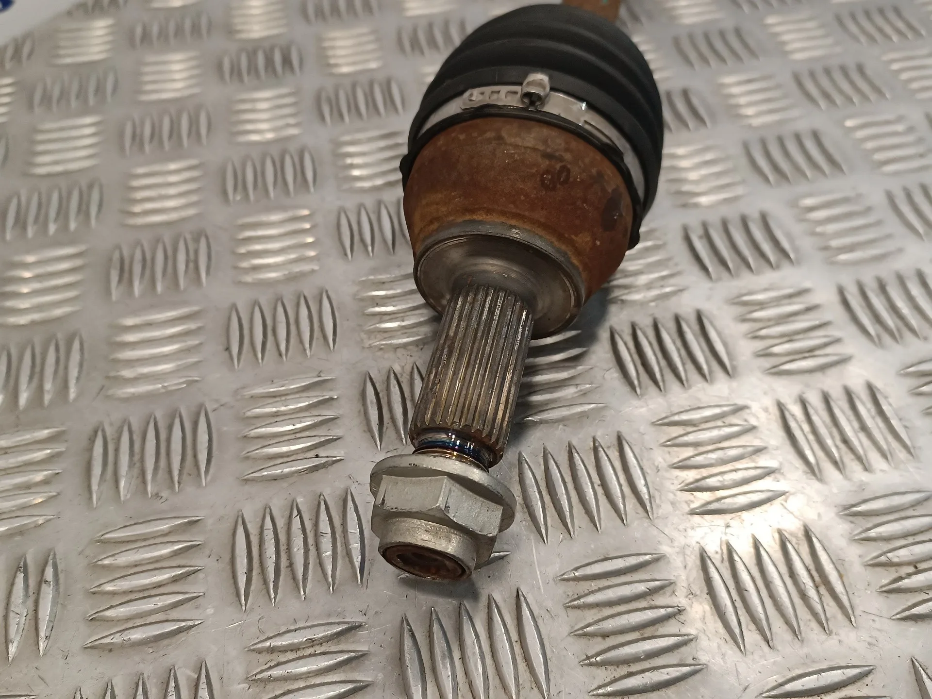 Transmision Delantera Izquierda para Ford Fiesta (Ccn)