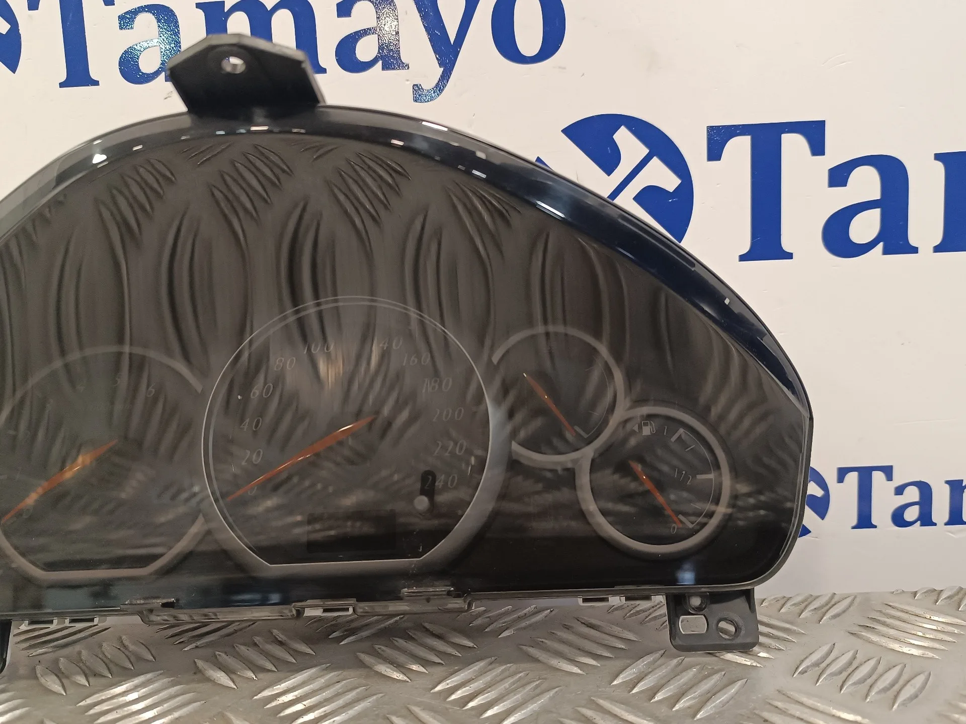 Cuadro Instrumentos para Mitsubishi Grandis (Na0W)