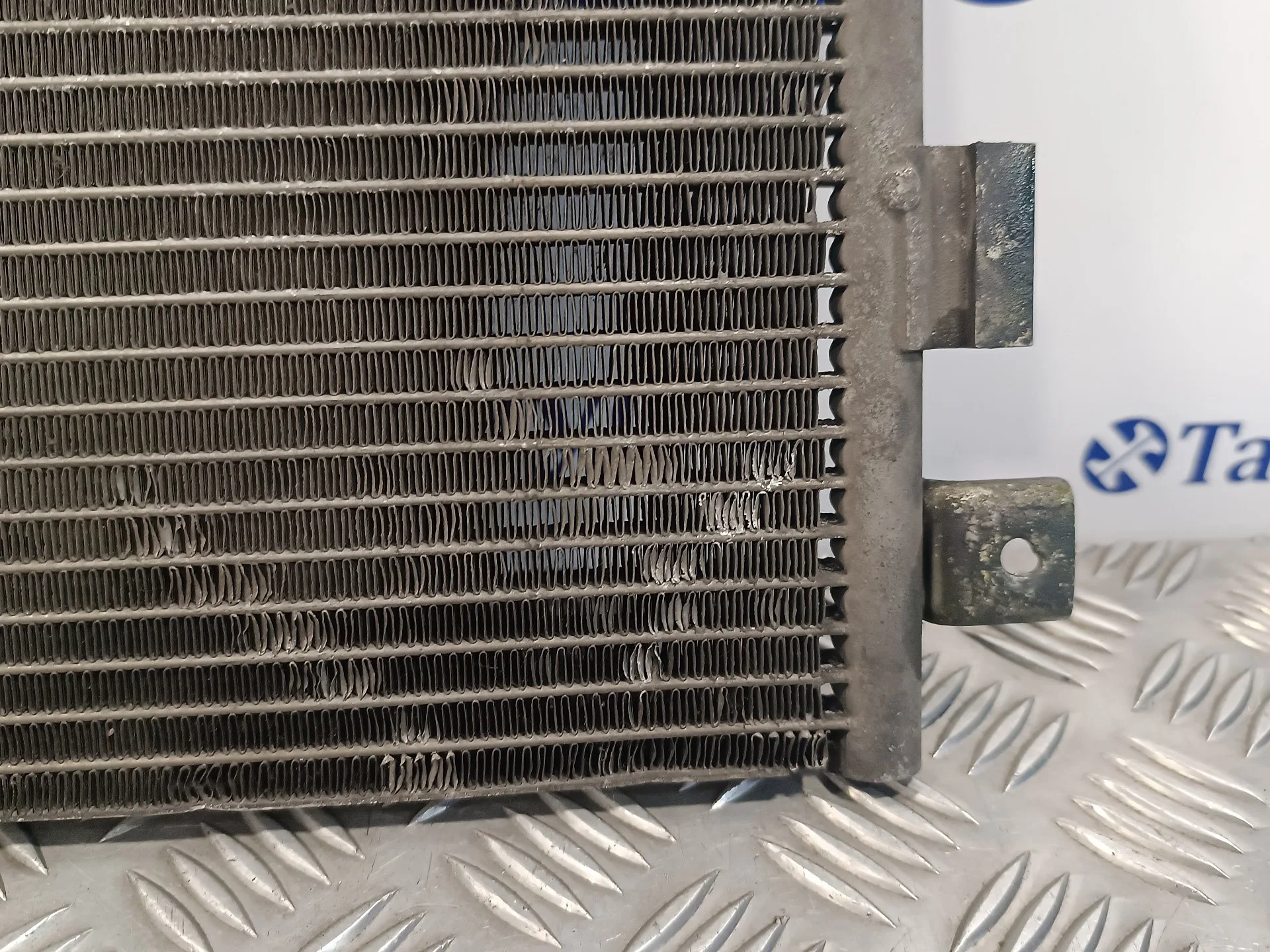 Condensador / Radiador Aire Acondicionado para Iveco Daily Caja Cerrada (2006 =>)