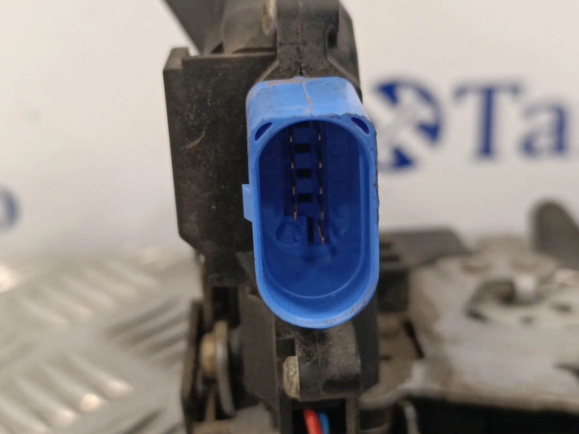 Cerradura Puerta Delantera Izquierda para Audi A3 (8P)