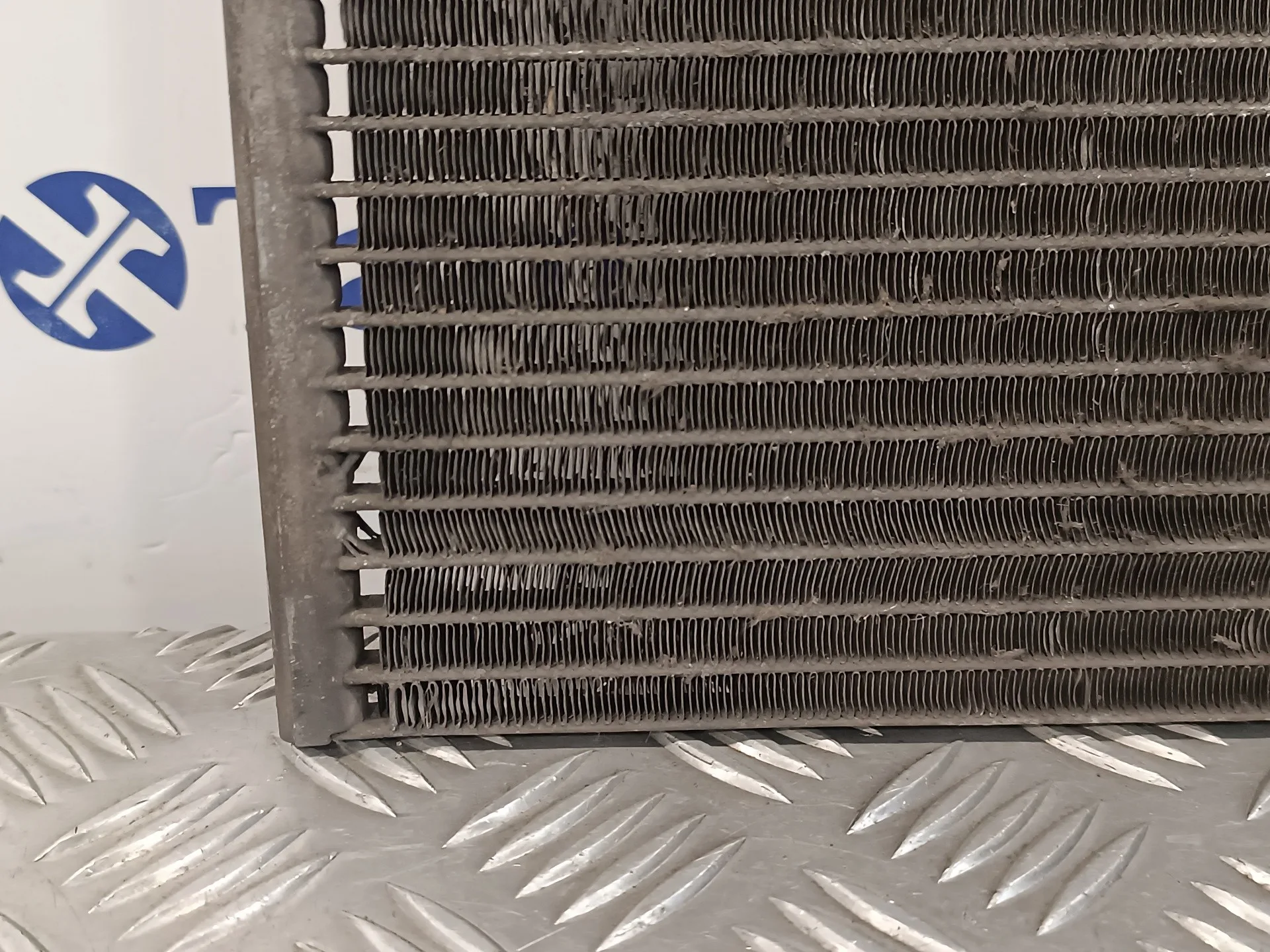 Condensador / Radiador Aire Acondicionado para Renault Kangoo