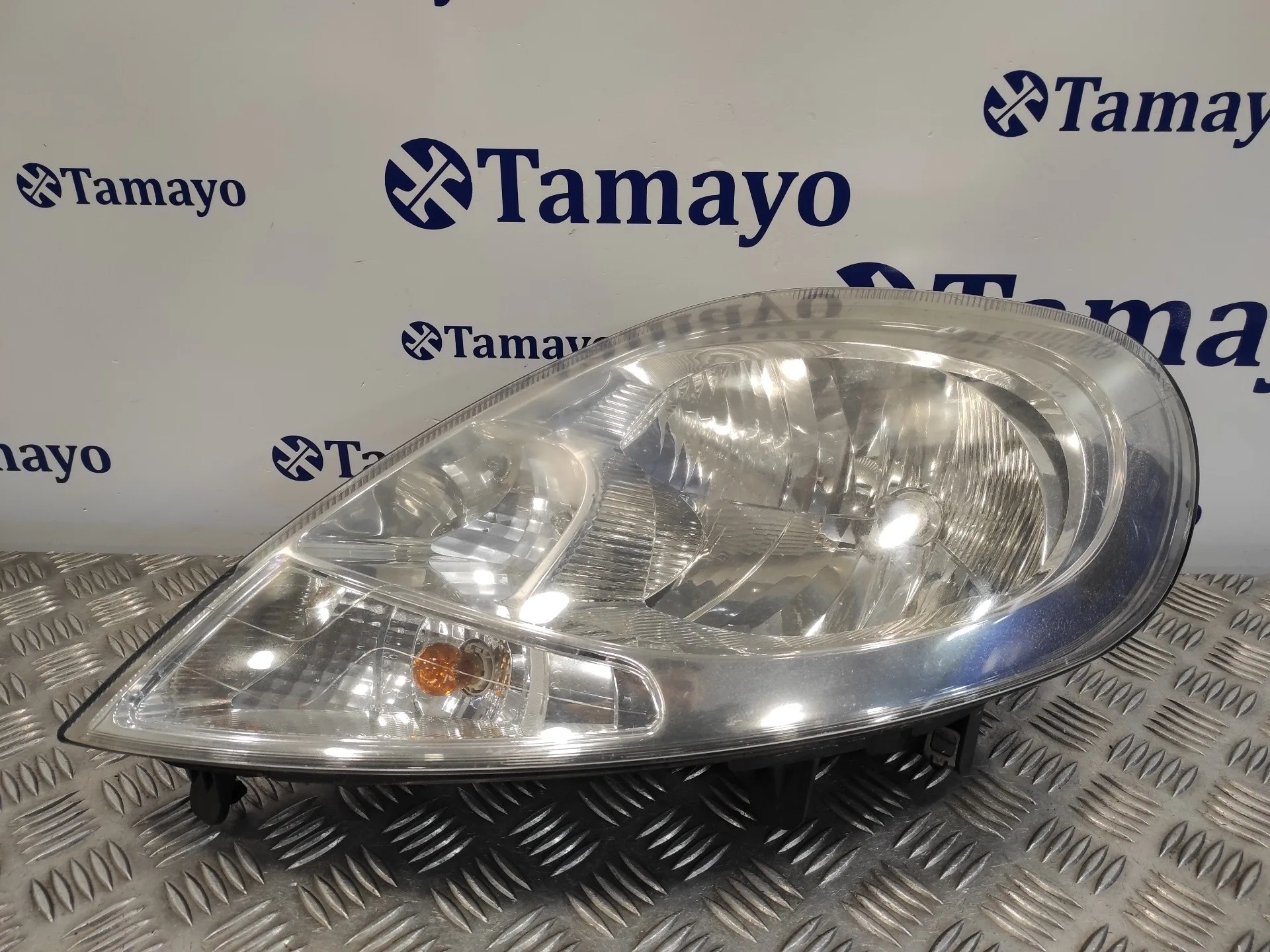 Faro Izquierdo para Renault Trafic Caja Cerrada (Ab 4.01)