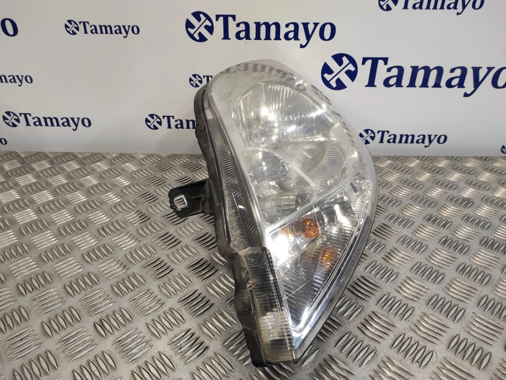 Faro Izquierdo para Renault Trafic Caja Cerrada (Ab 4.01)