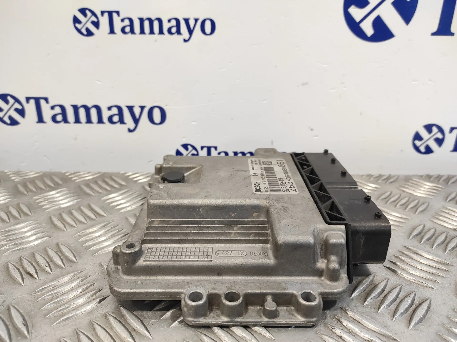 Centralita Motor Uce para Opel Combo D