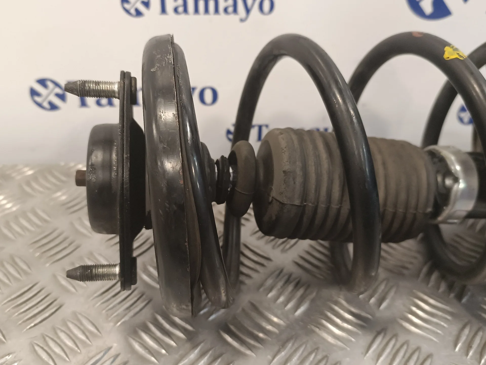 Amortiguador Delantero Izquierdo para Mitsubishi Lancer Berlina (Cy0)