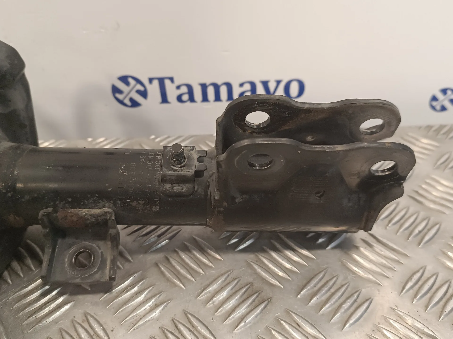Amortiguador Delantero Derecho para Mitsubishi Lancer Berlina (Cy0)