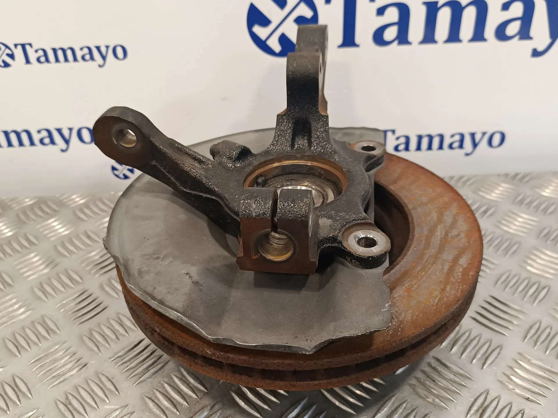 Mangueta Delantera Izquierda para Mitsubishi Lancer Berlina (Cy0)