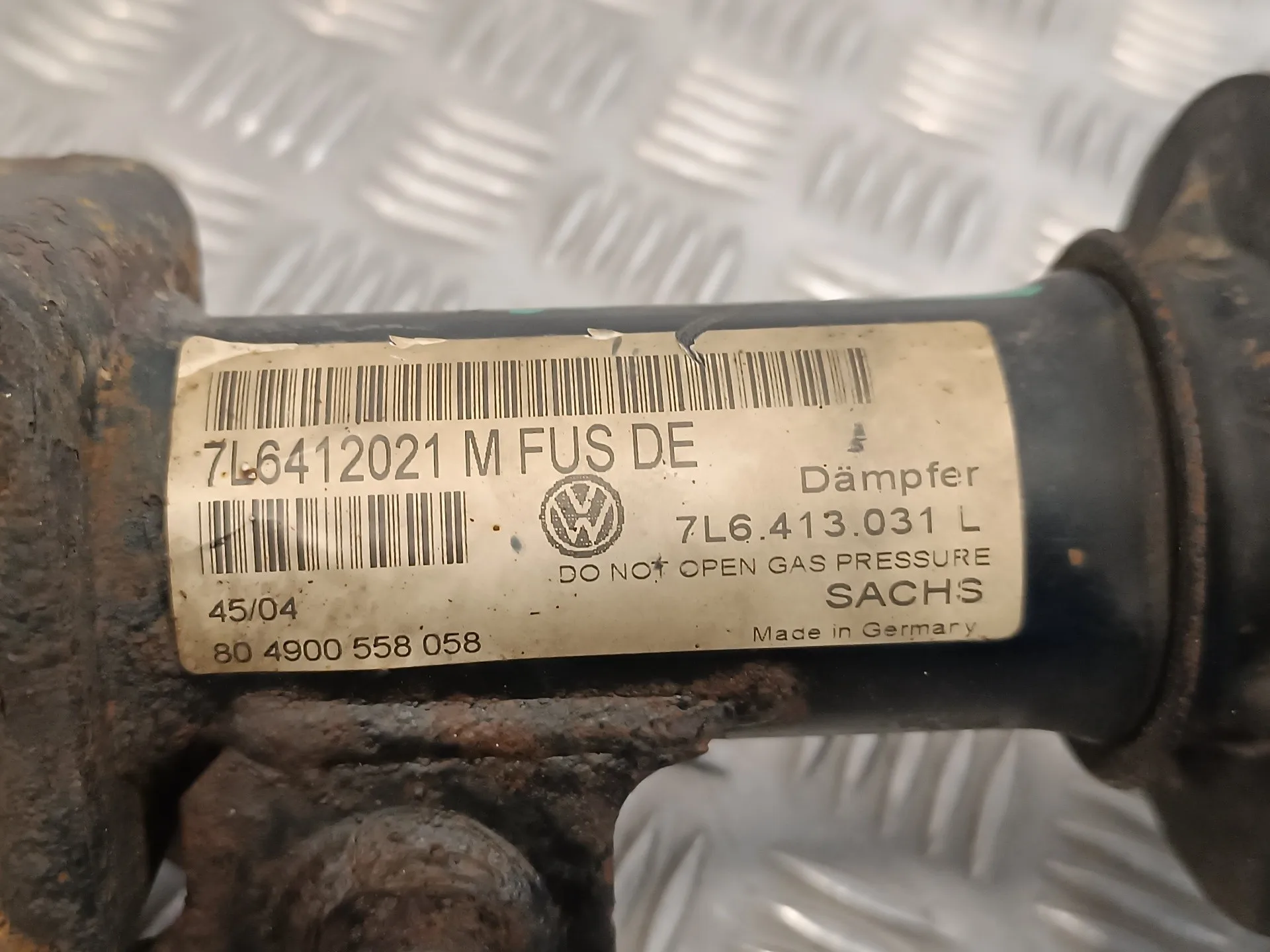 Amortiguador Delantero Izquierdo para Volkswagen Touareg (7La)