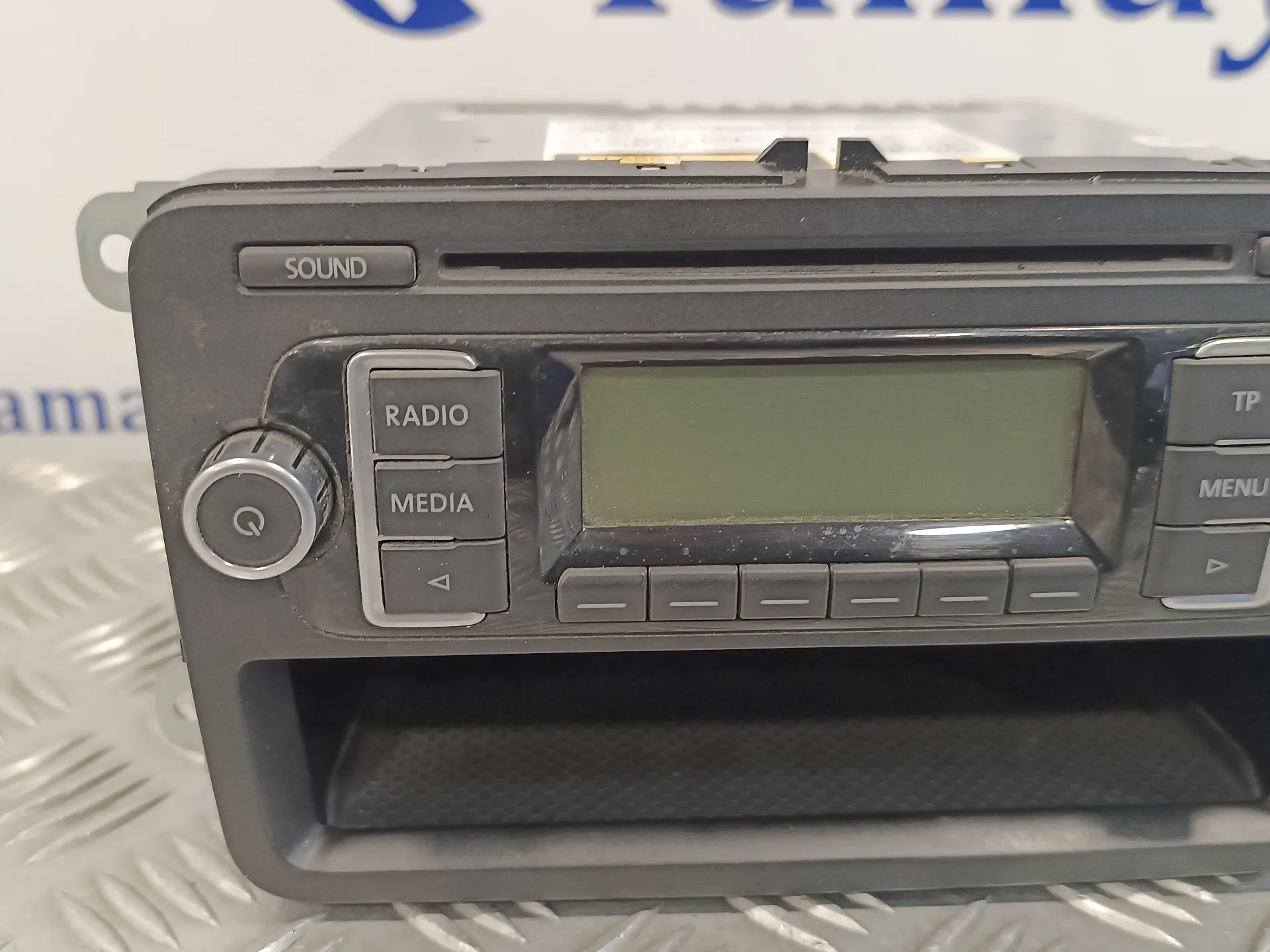 Sistema Audio / Radio Cd para Volkswagen Polo (6R1)