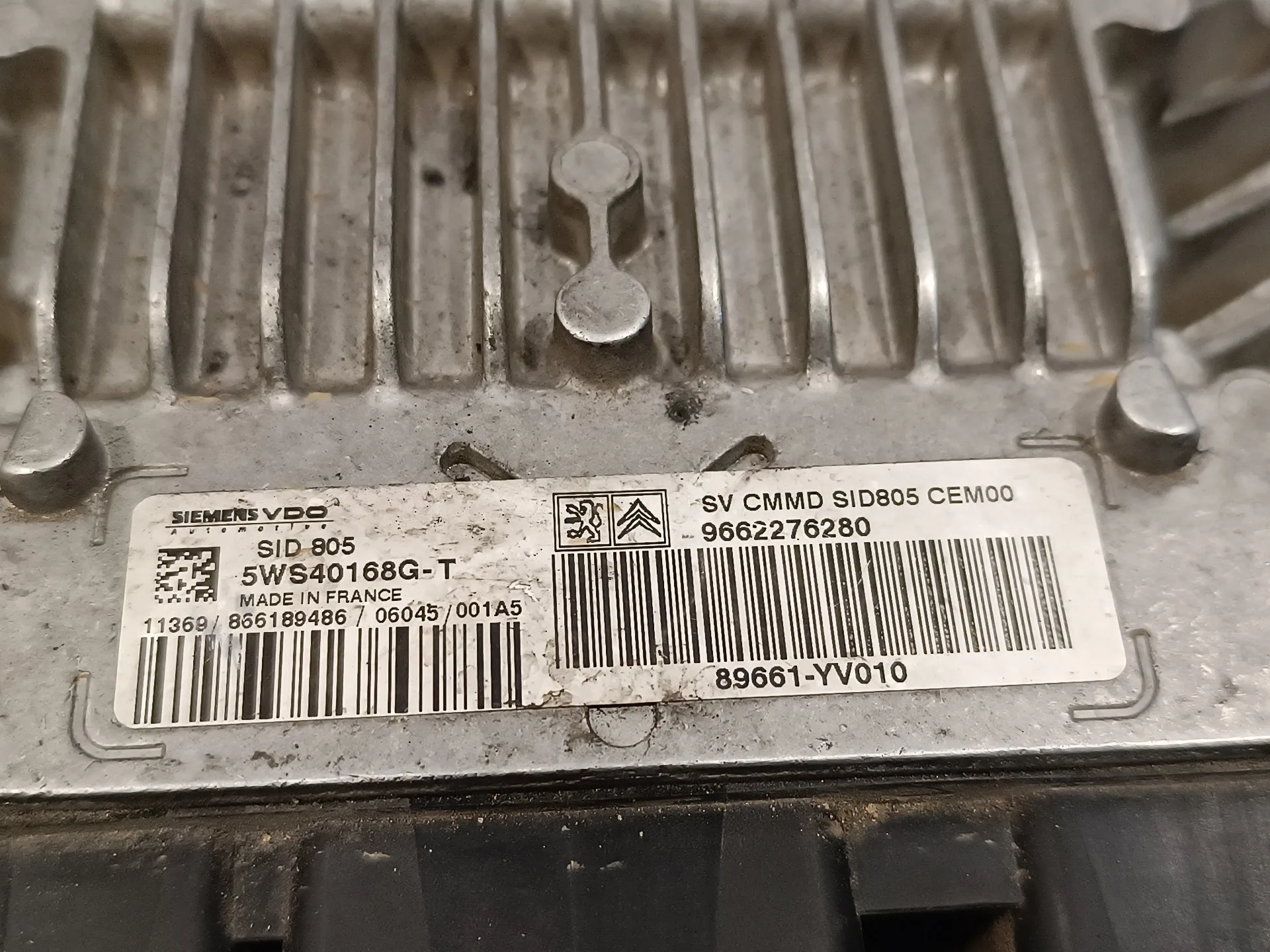 Centralita Motor Uce para Peugeot 107