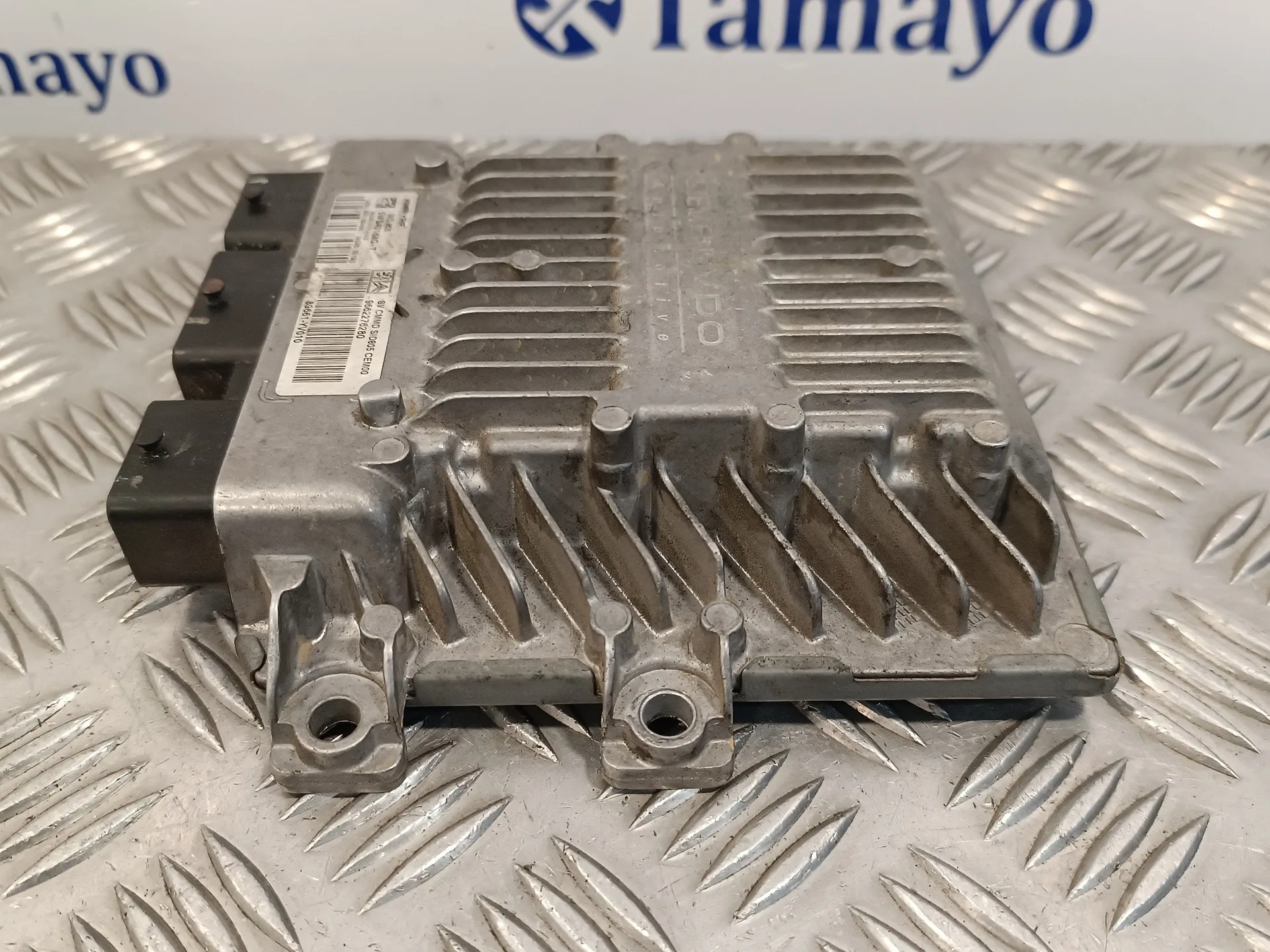 Centralita Motor Uce para Peugeot 107