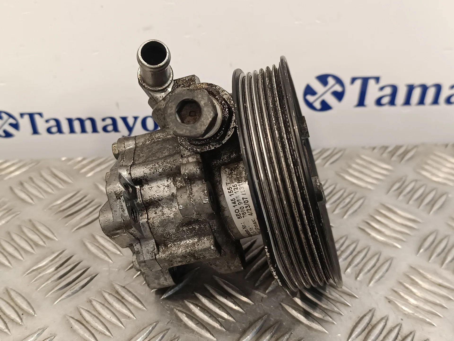 Bomba Direccion para Audi A4 Avant (8E)