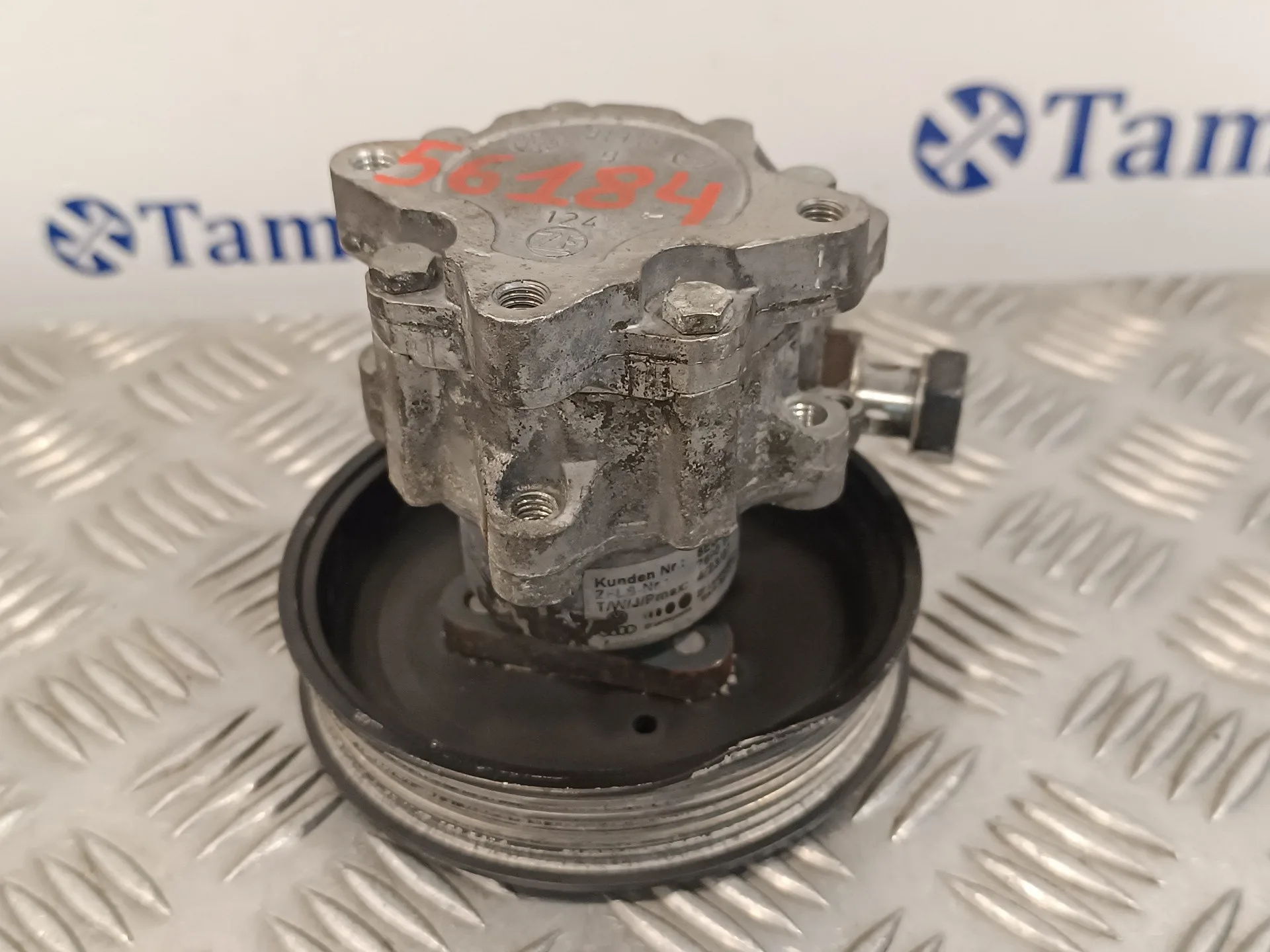 Bomba Direccion para Audi A4 Avant (8E)