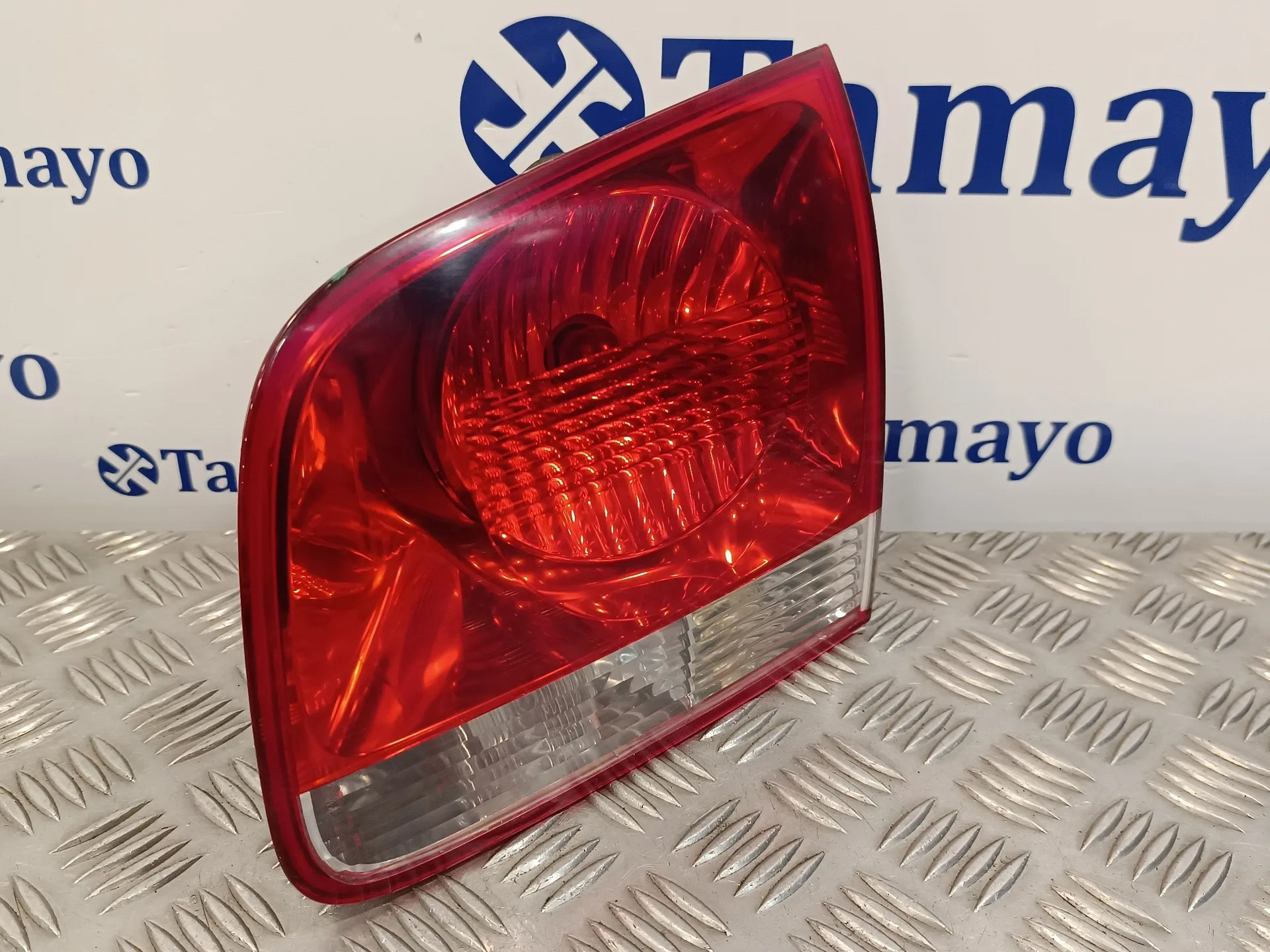 Piloto Trasero Derecho Interior para Volkswagen Touareg (7La)