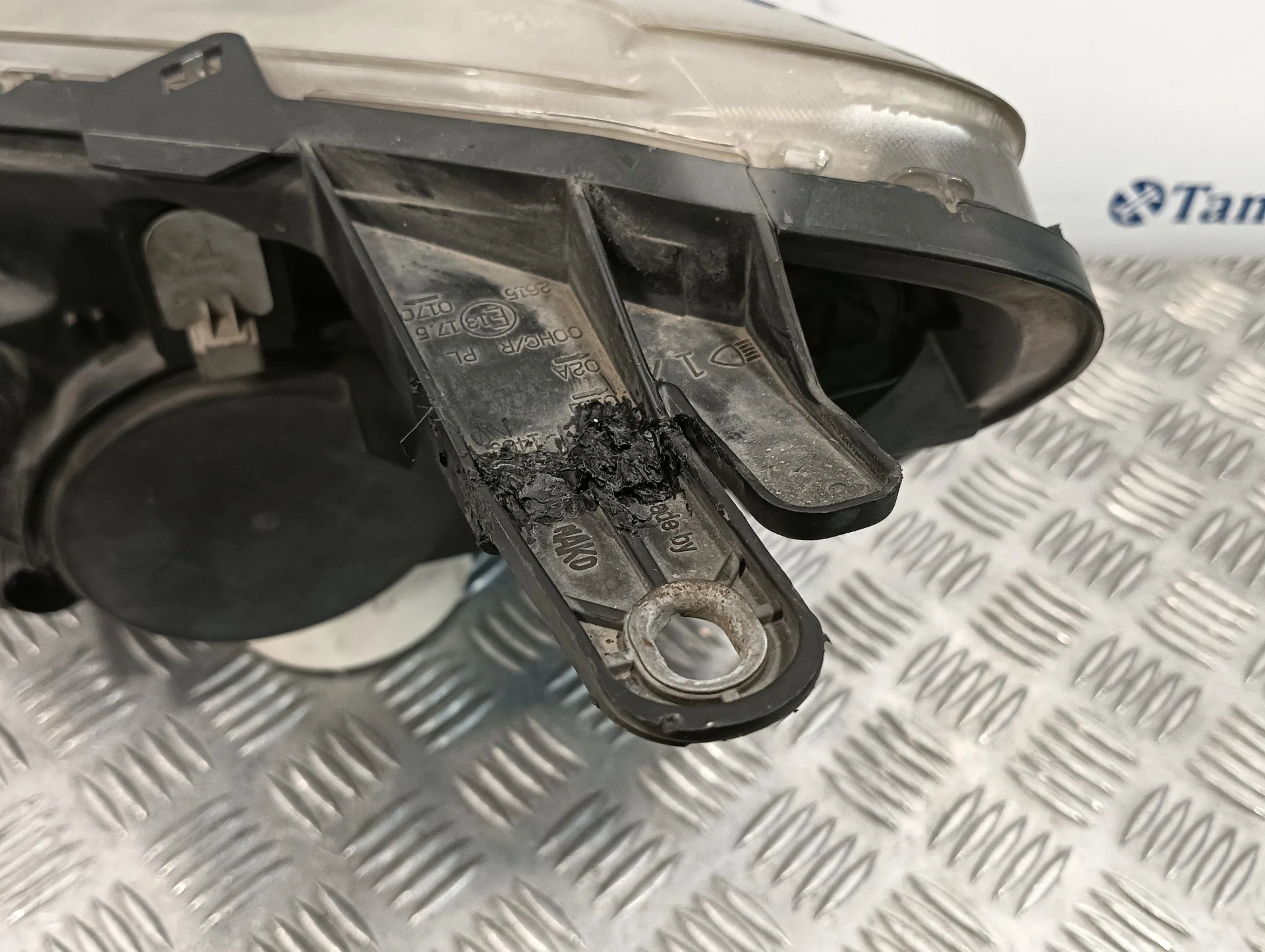 Faro Derecho para Fiat Fiorino