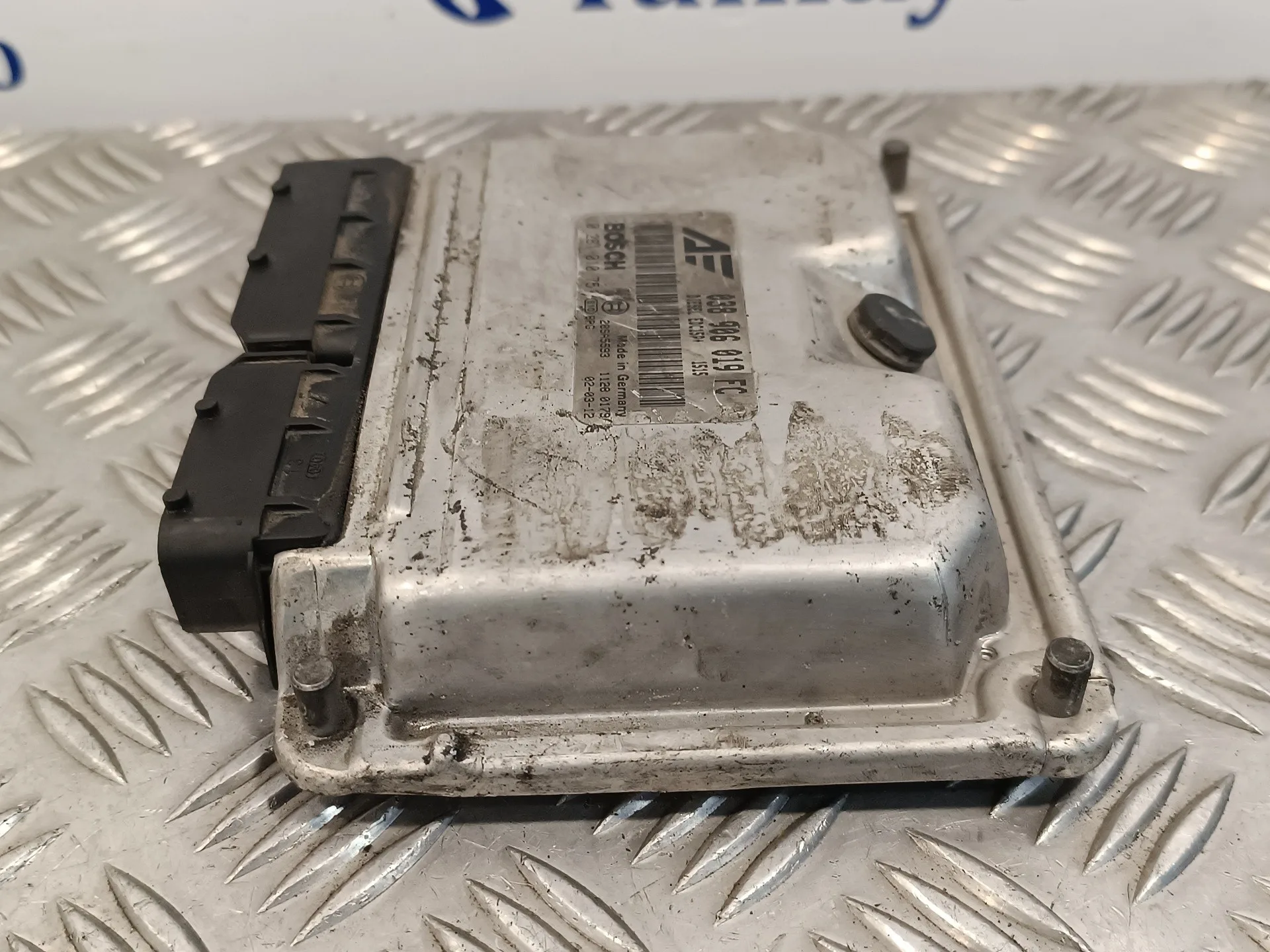 Centralita Motor Uce para Seat Alhambra (7V9)