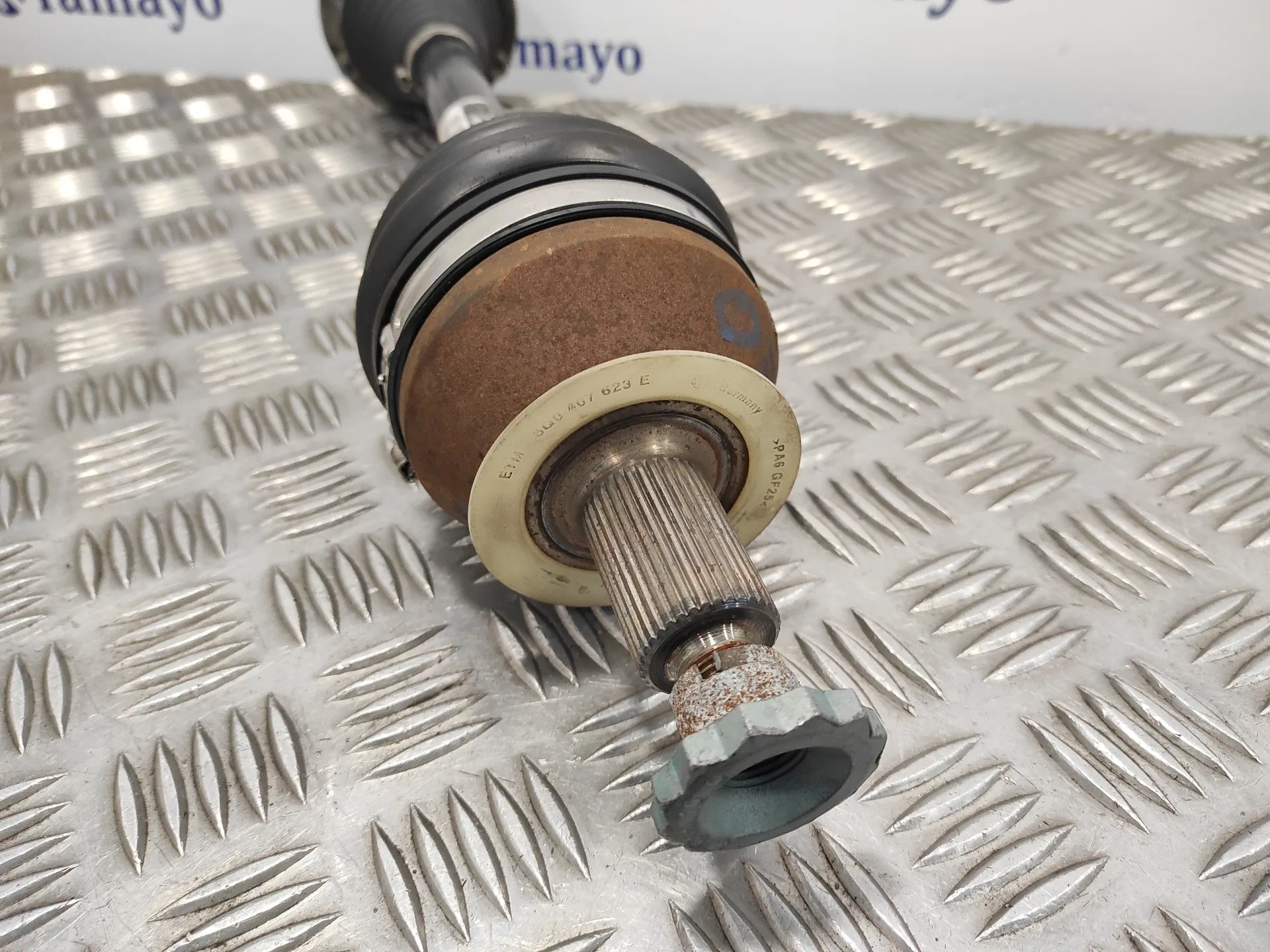 Transmision Delantera Izquierda para Volkswagen Polo (6R1)