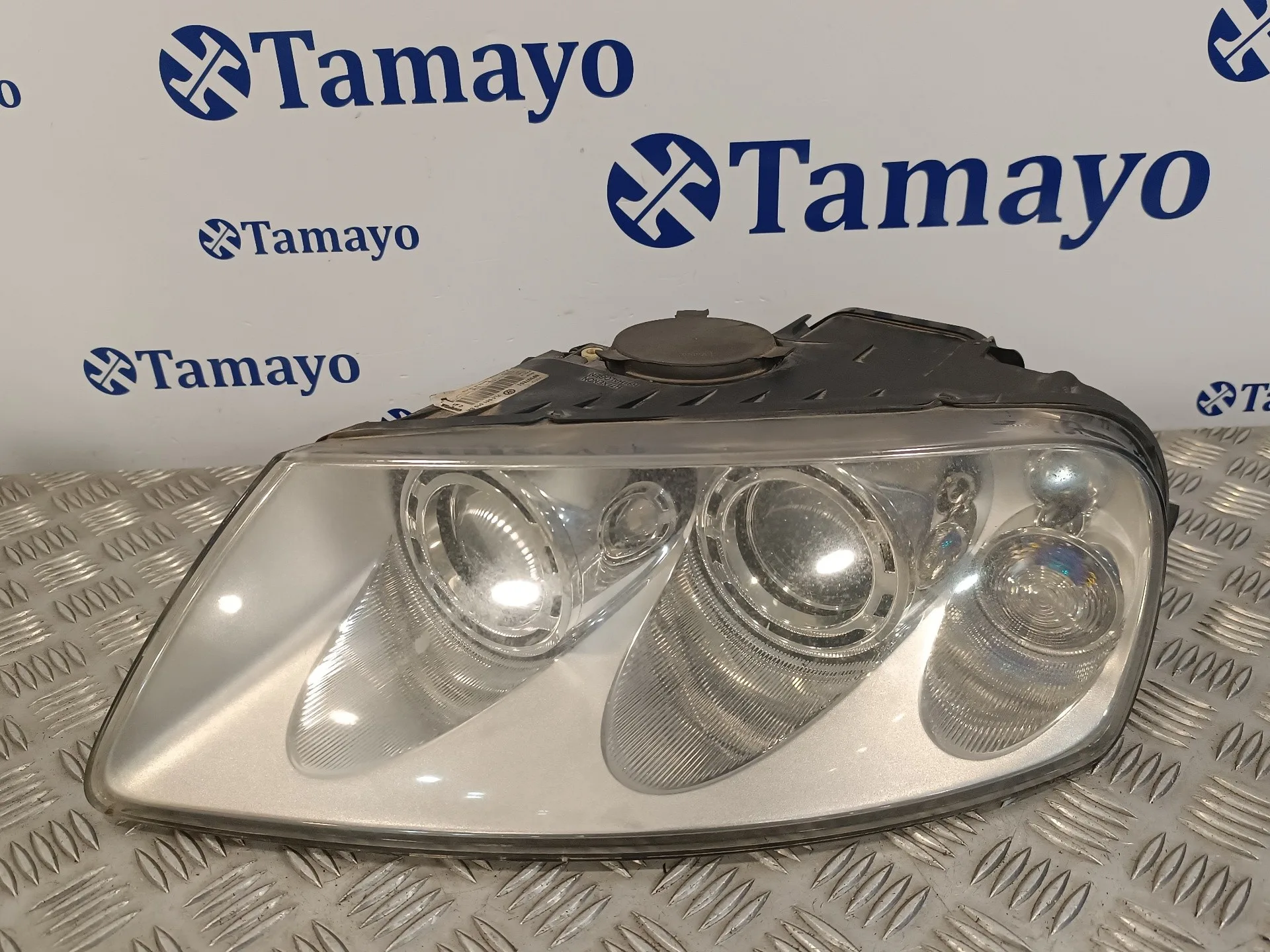 Faro Izquierdo para Volkswagen Touareg (7La)