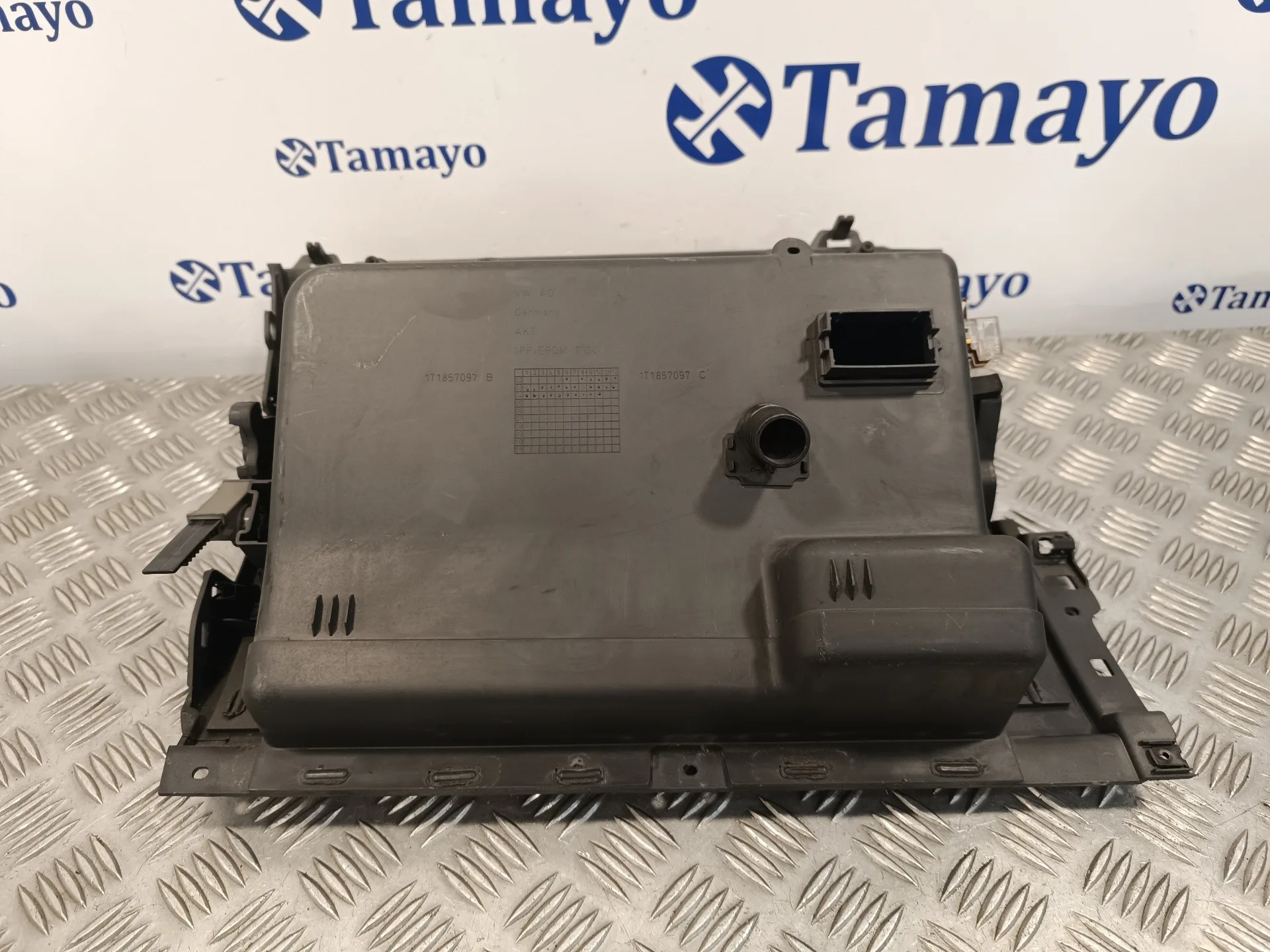 Guantera para Volkswagen Touran (1T1)