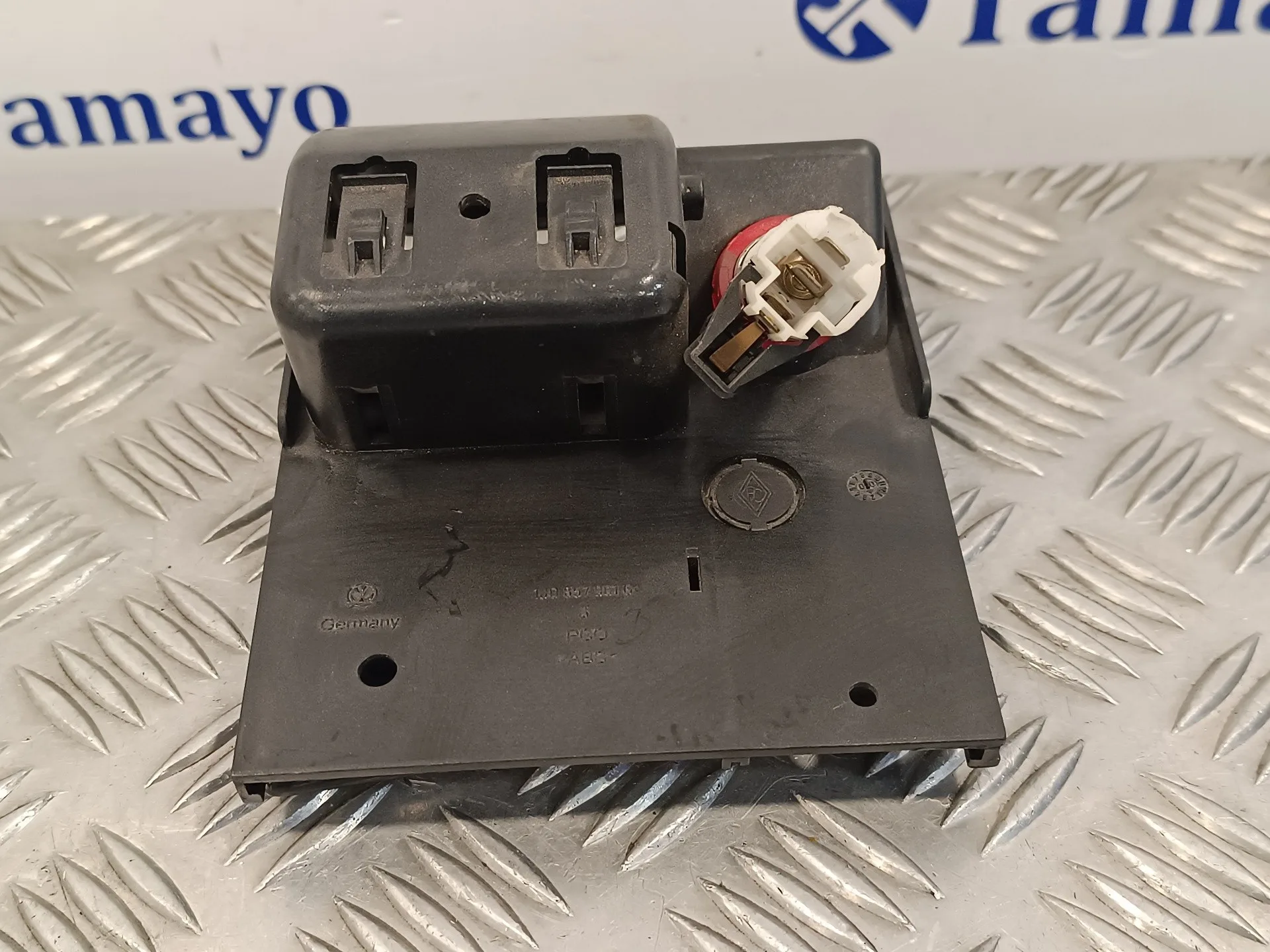 Cenicero para Volkswagen Golf Iv Variant (1J5)