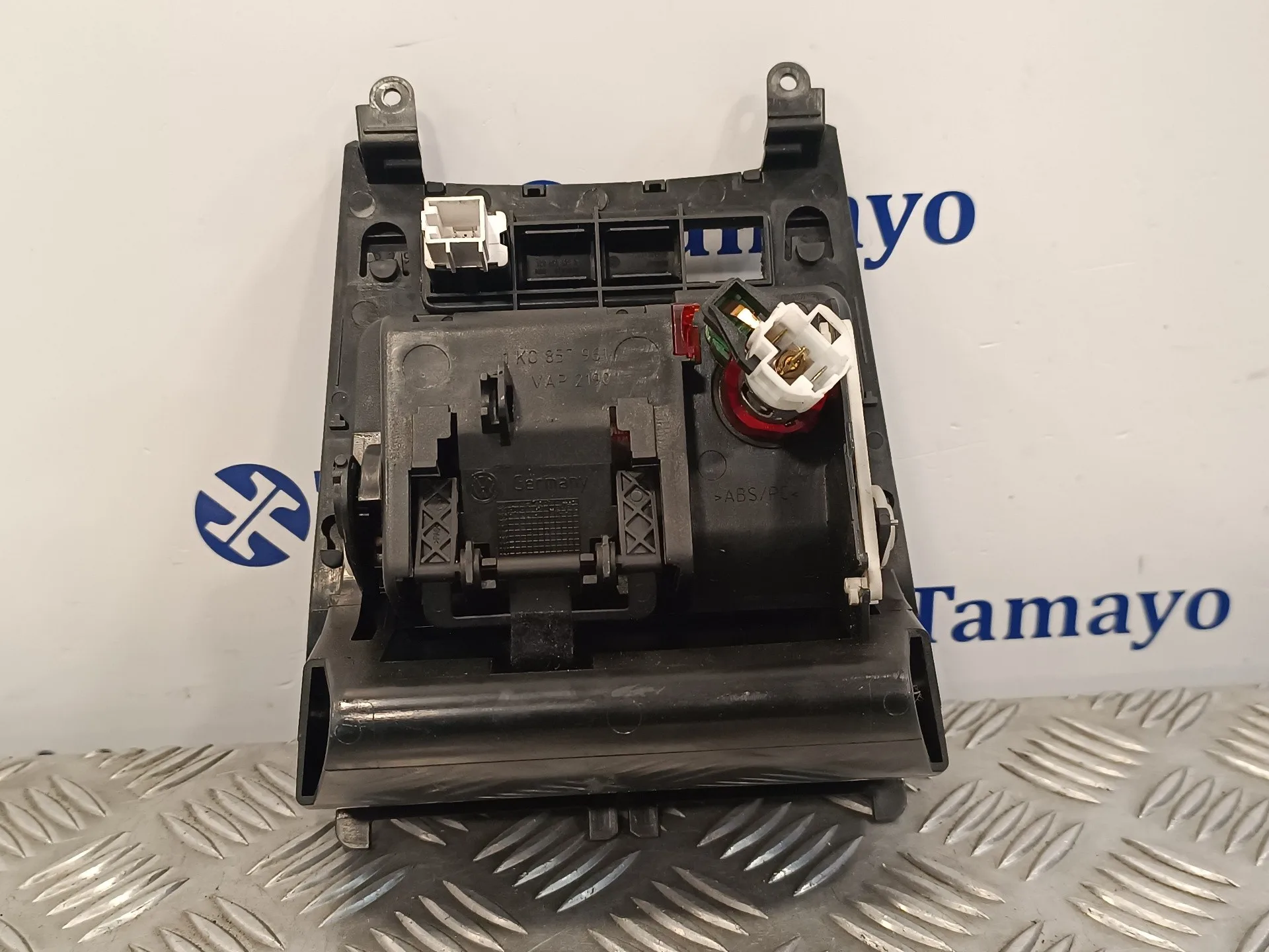 Cenicero para Volkswagen Golf V Berlina (1K1)