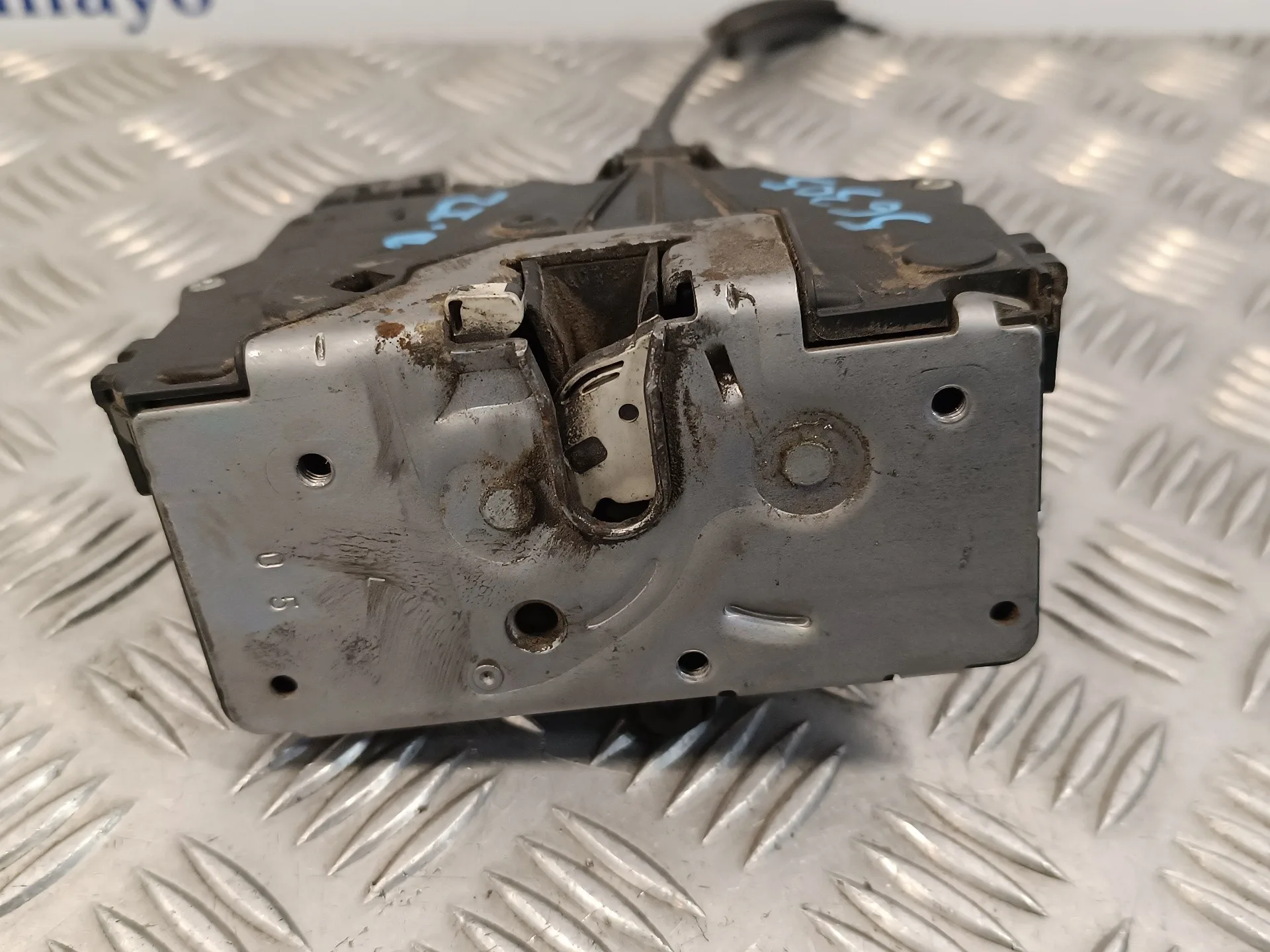 Cerradura Puerta Delantera Izquierda para Opel Corsa D