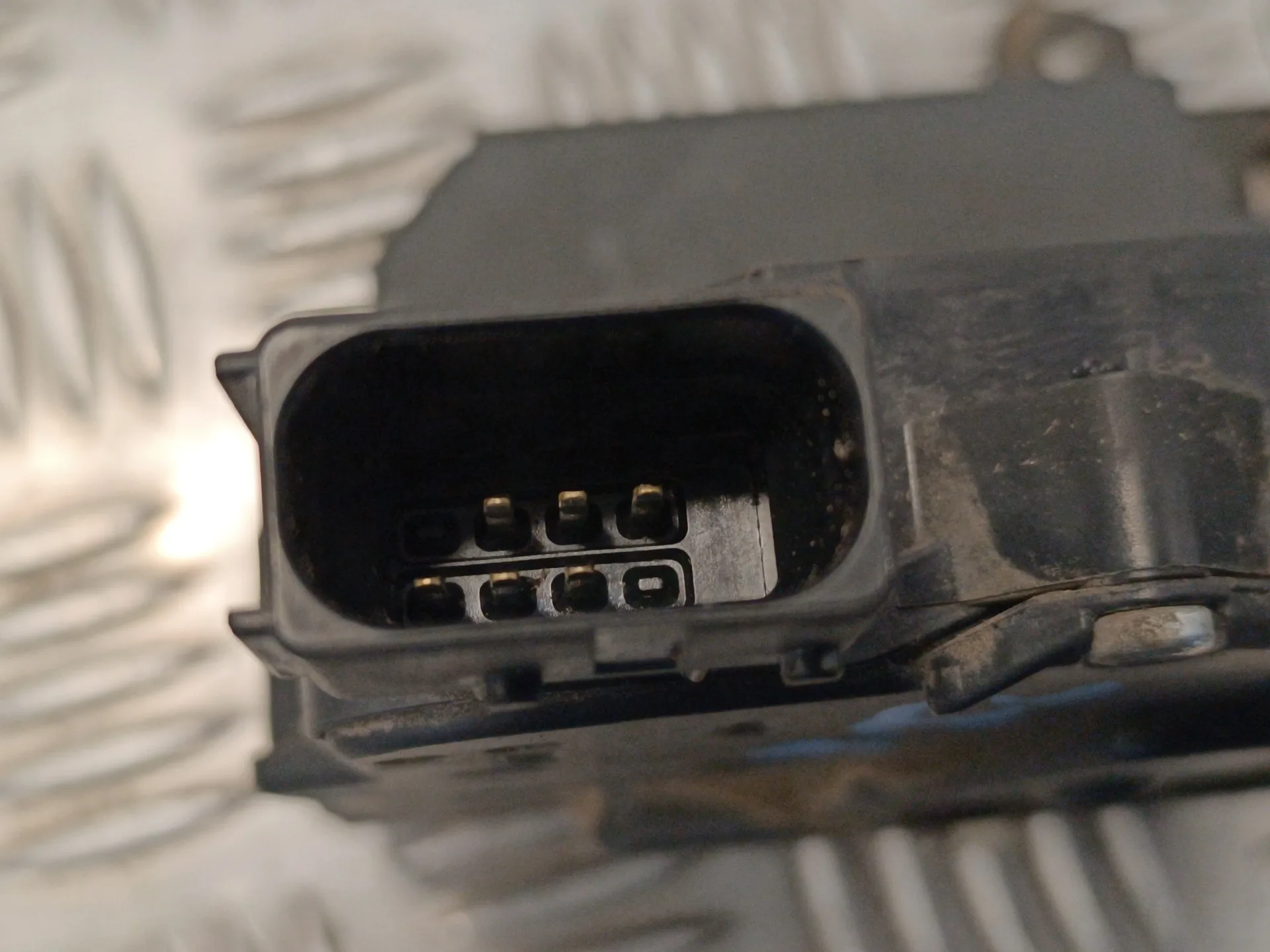 Cerradura Puerta Delantera Izquierda para Opel Corsa D