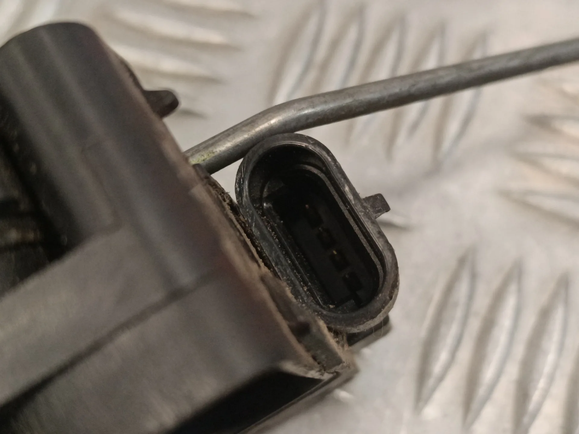 Cerradura Puerta Delantera Derecha para Chevrolet Kalos