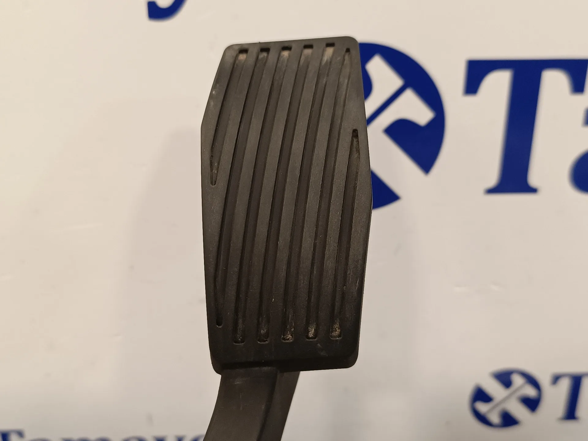 Pedal Acelerador para Peugeot Bipper