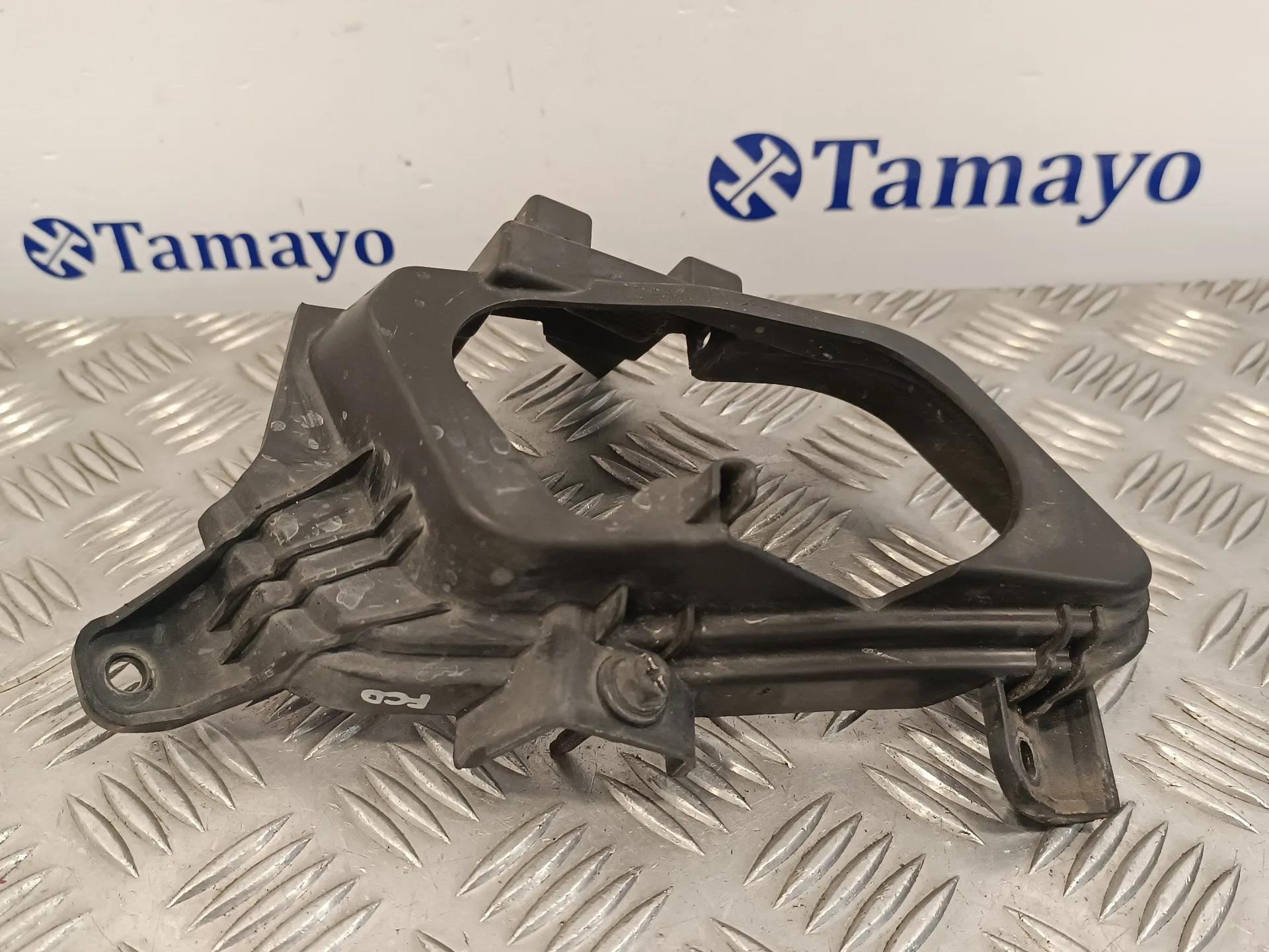 Soporte Faro Antiniebla Derecho para Kia Cee'd
