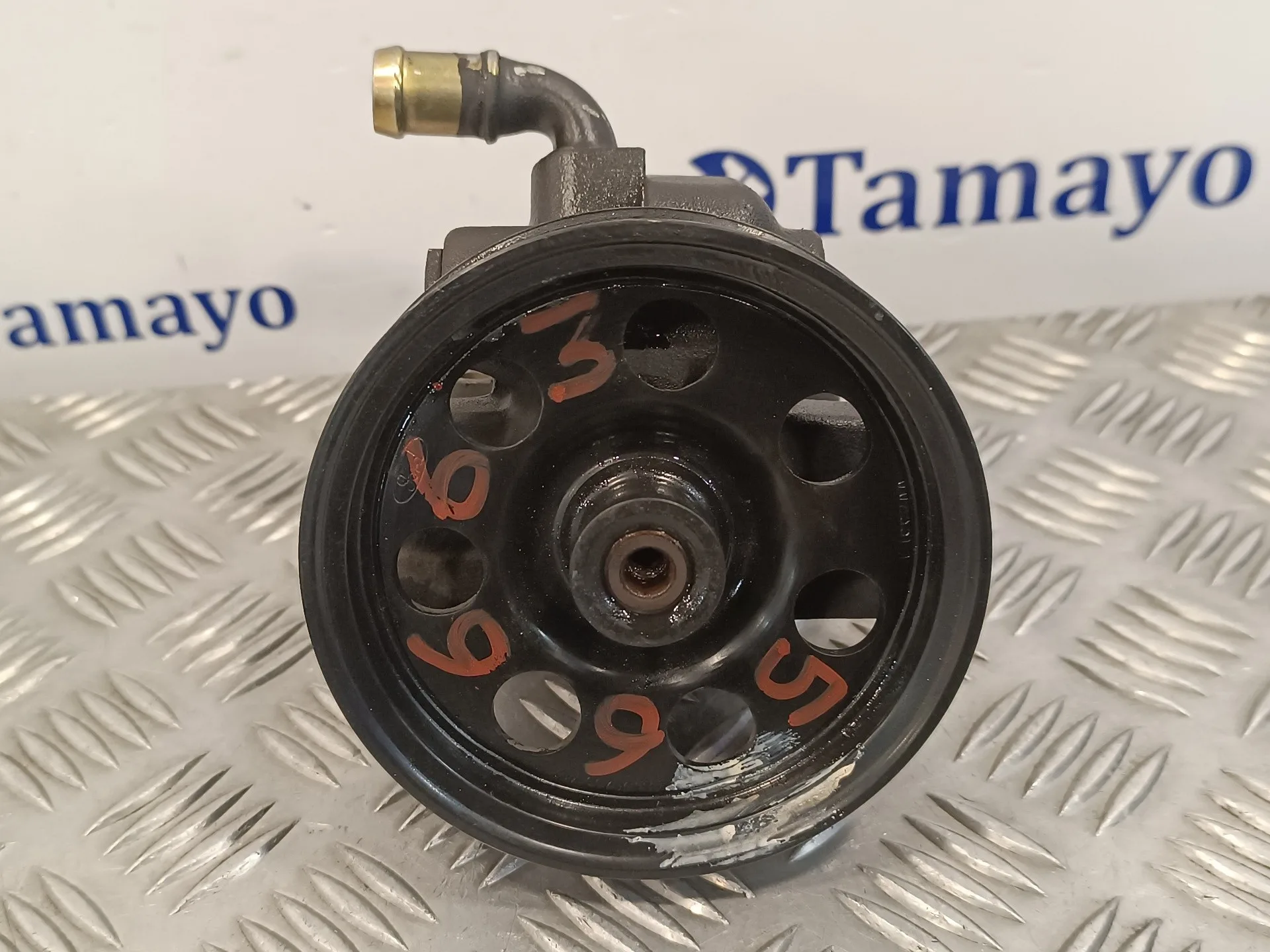 Bomba Direccion para Ford Focus Berlina (Cak)