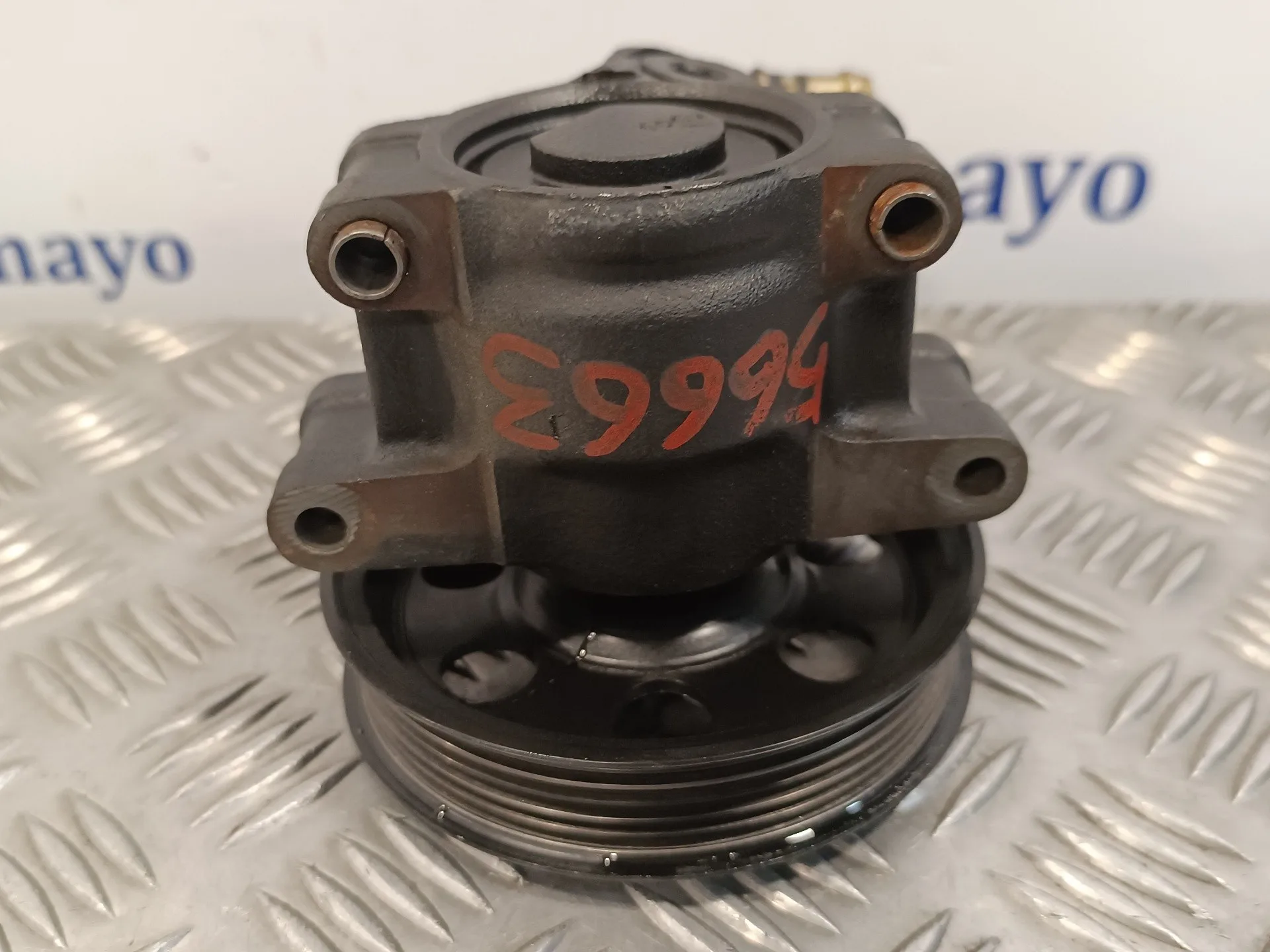 Bomba Direccion para Ford Focus Berlina (Cak)