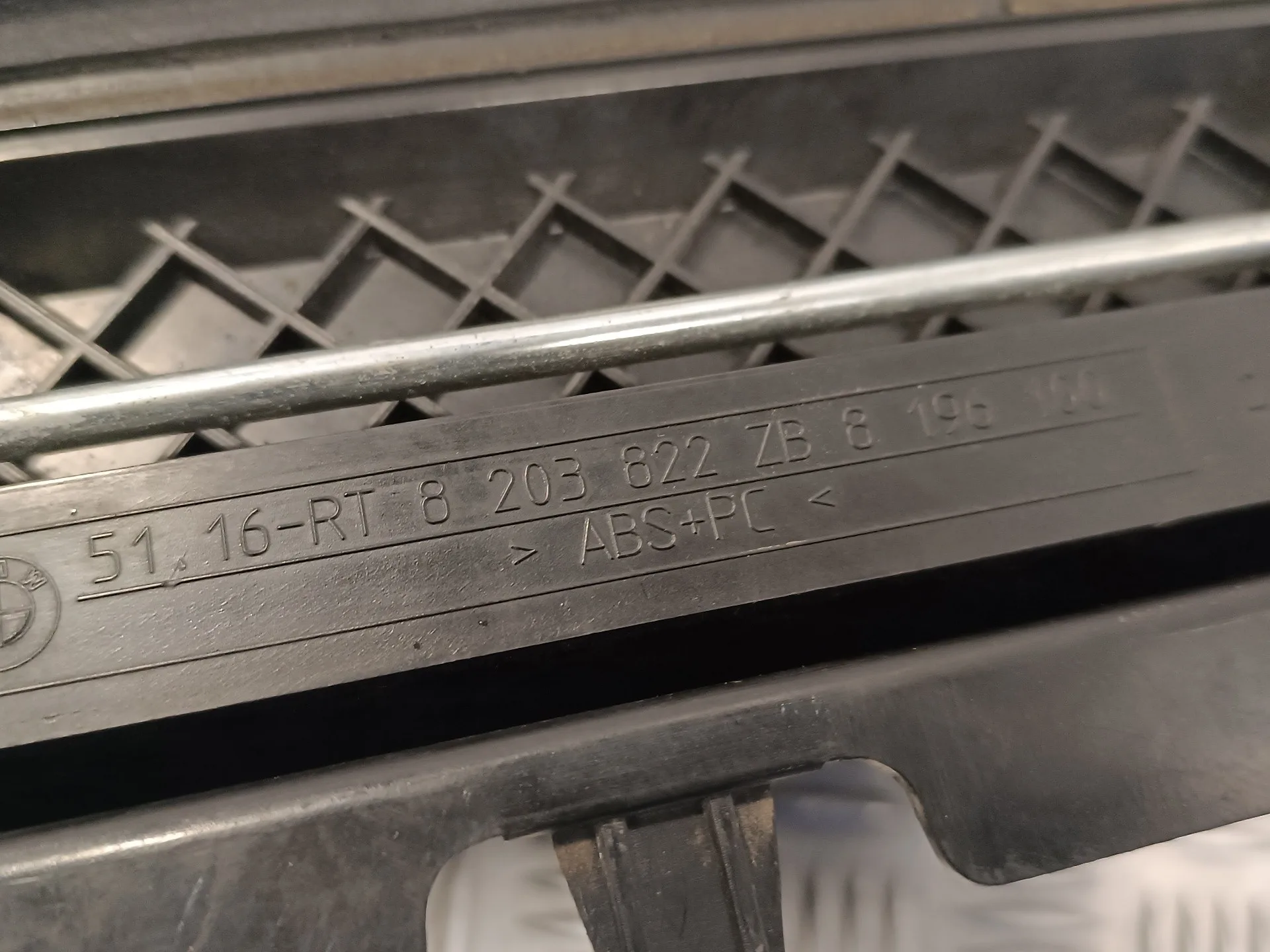 Guantera para Bmw Serie 3 Coupe (E46)