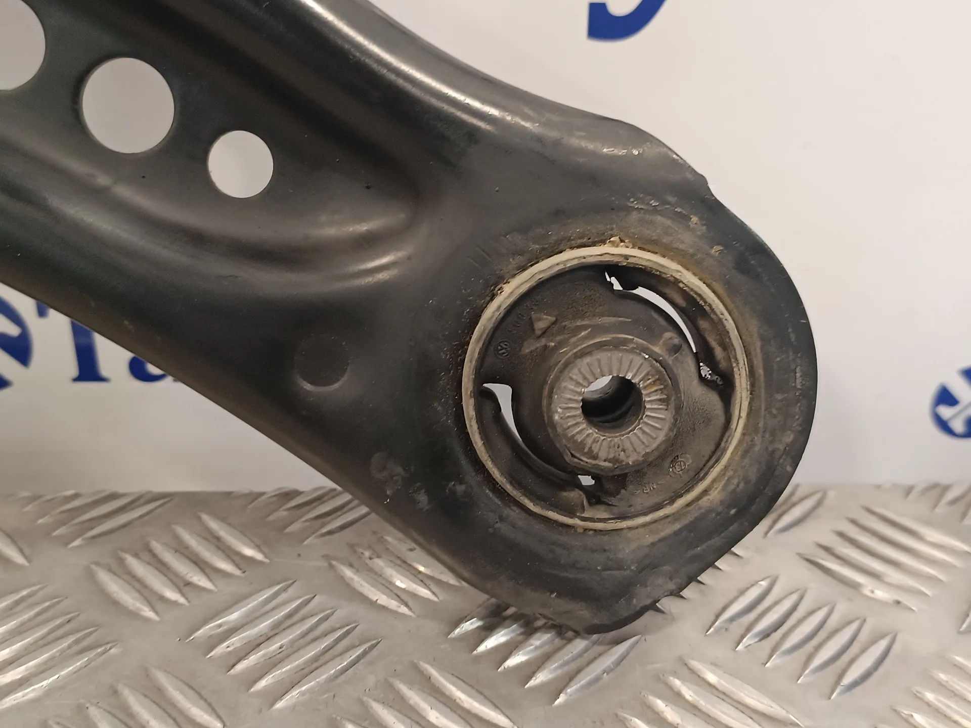 Brazo Suspension Inferior Delantero Izquierdo para Volkswagen Golf Vii Lim.