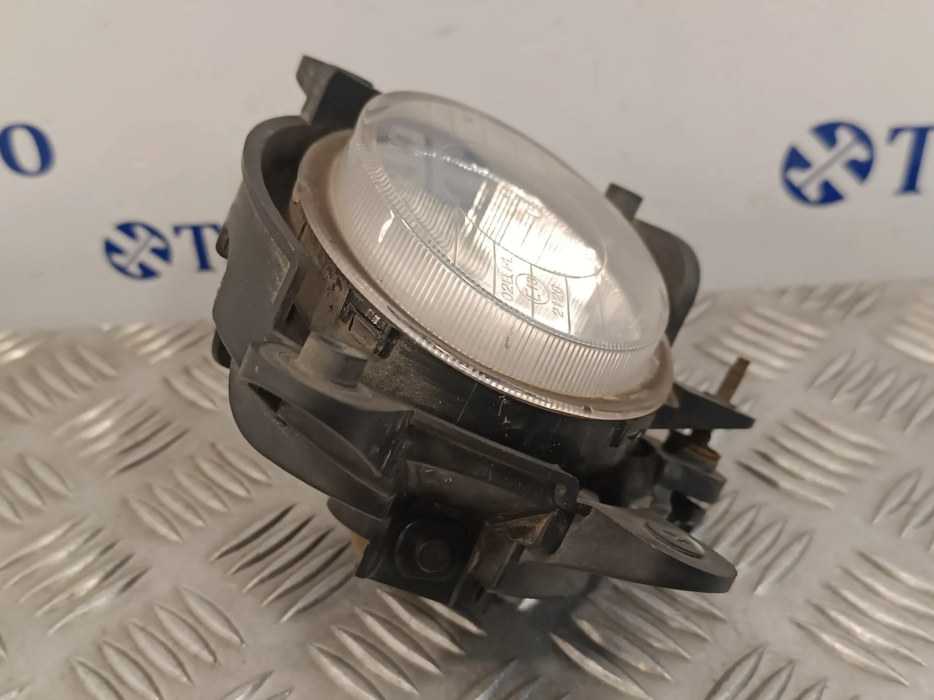 Faro Antiniebla Derecho para Kia Sorento