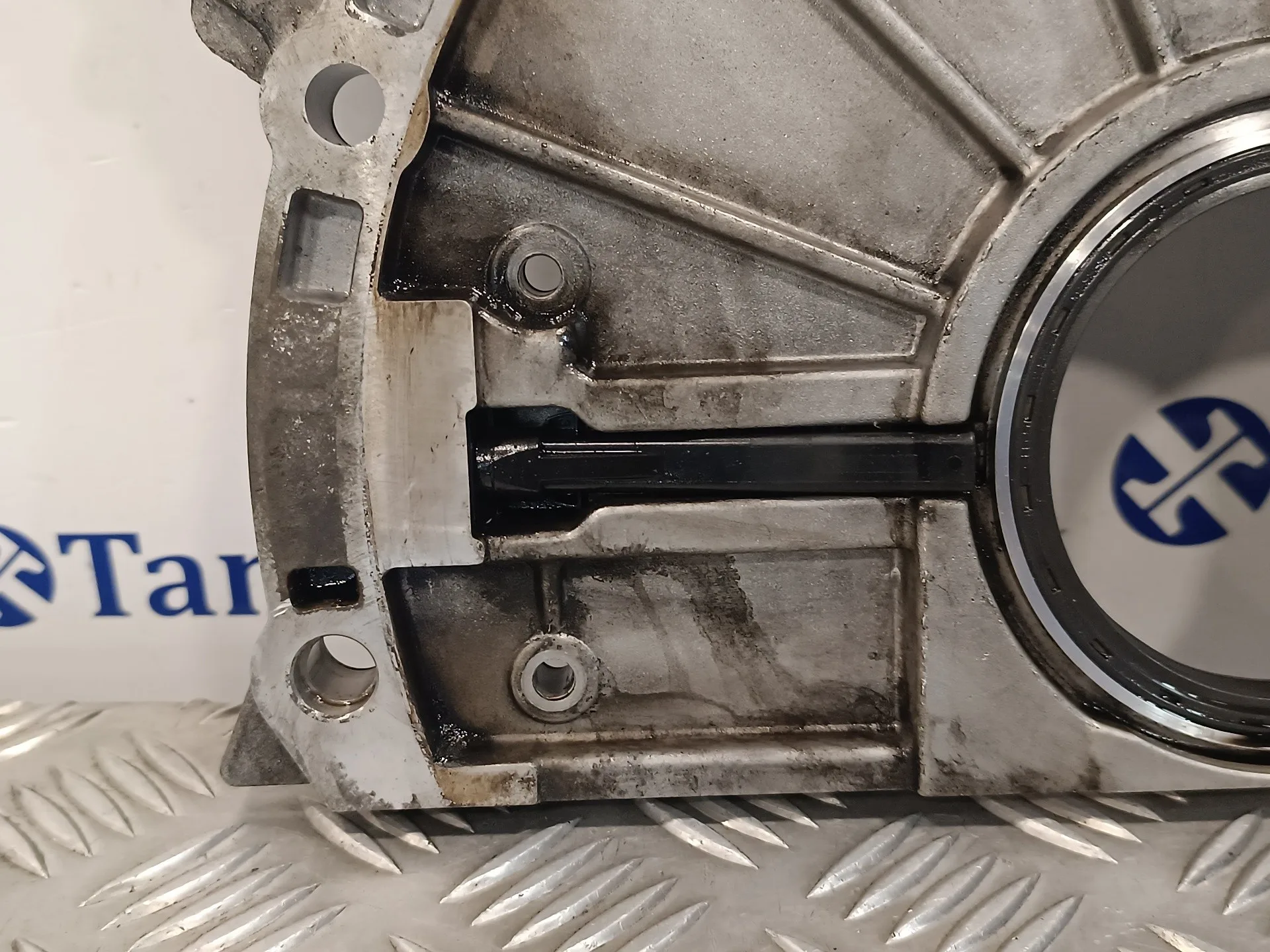 Tapa Distribucion para Bmw X3 (E83)