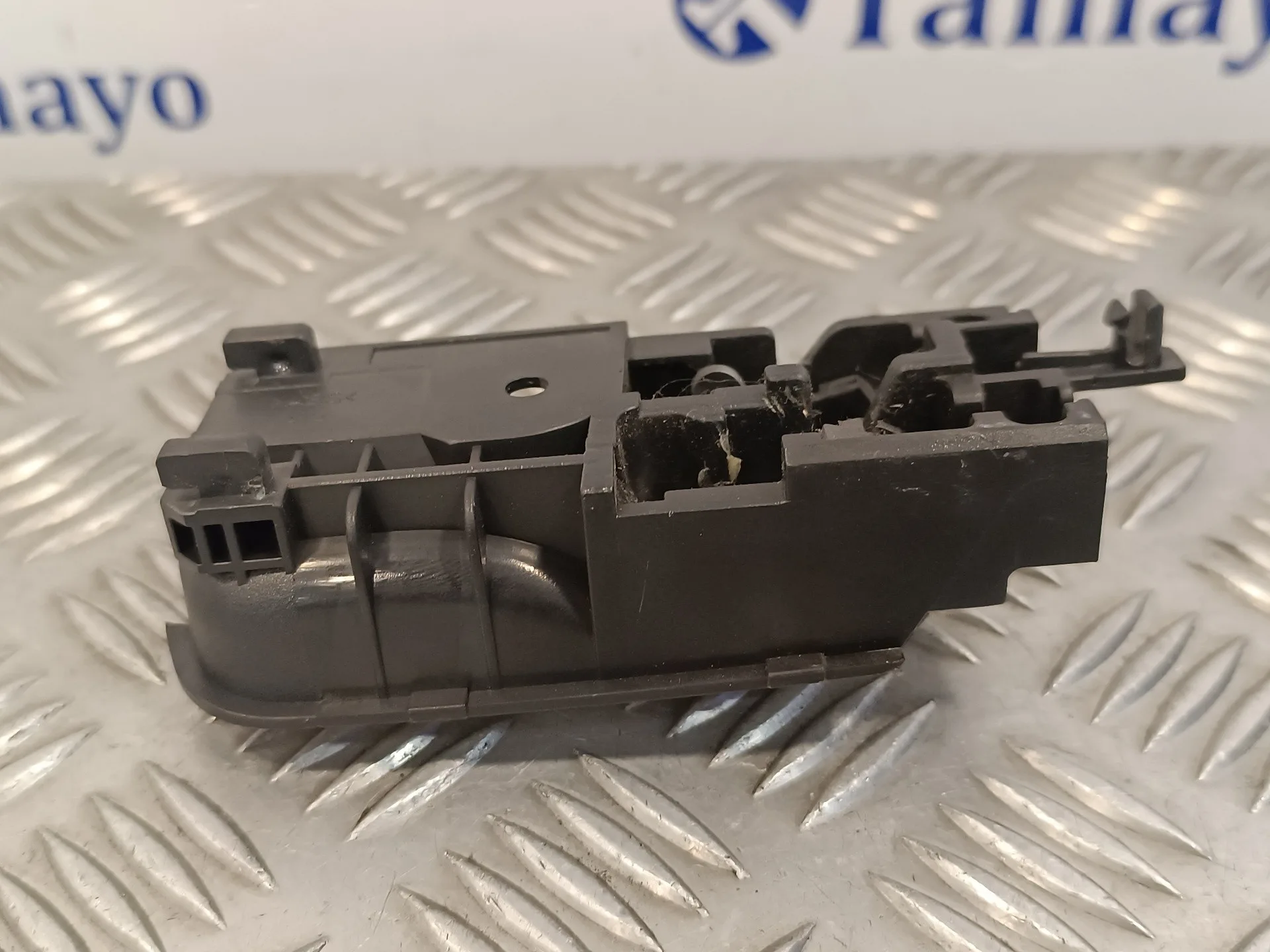 Maneta Interior Trasera Izquierda para Suzuki Swift Berlina (Mz)