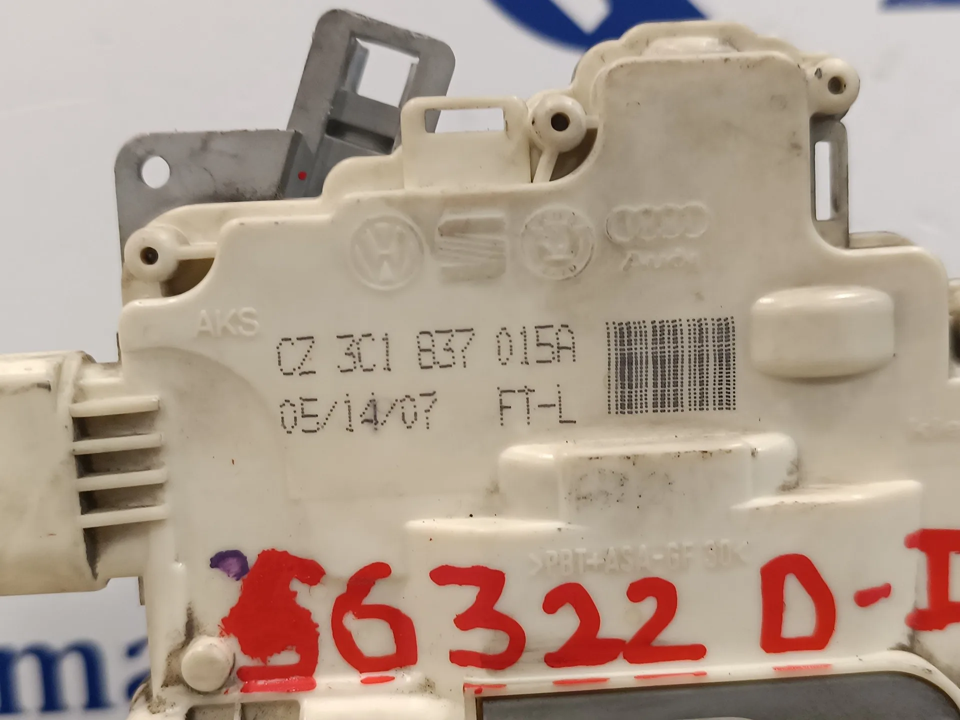 Cerradura Puerta Delantera Izquierda para Volkswagen Passat Berlina (3C2)