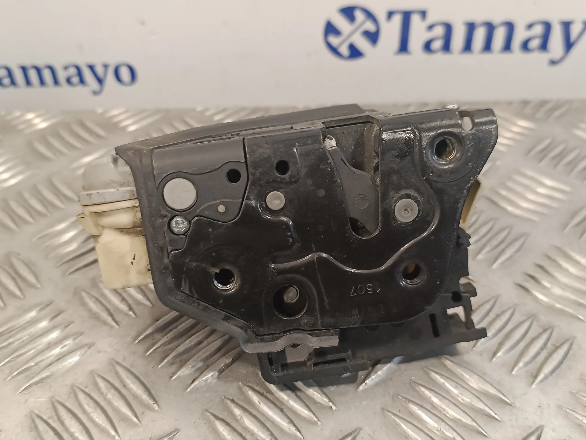 Cerradura Puerta Delantera Izquierda para Volkswagen Passat Berlina (3C2)