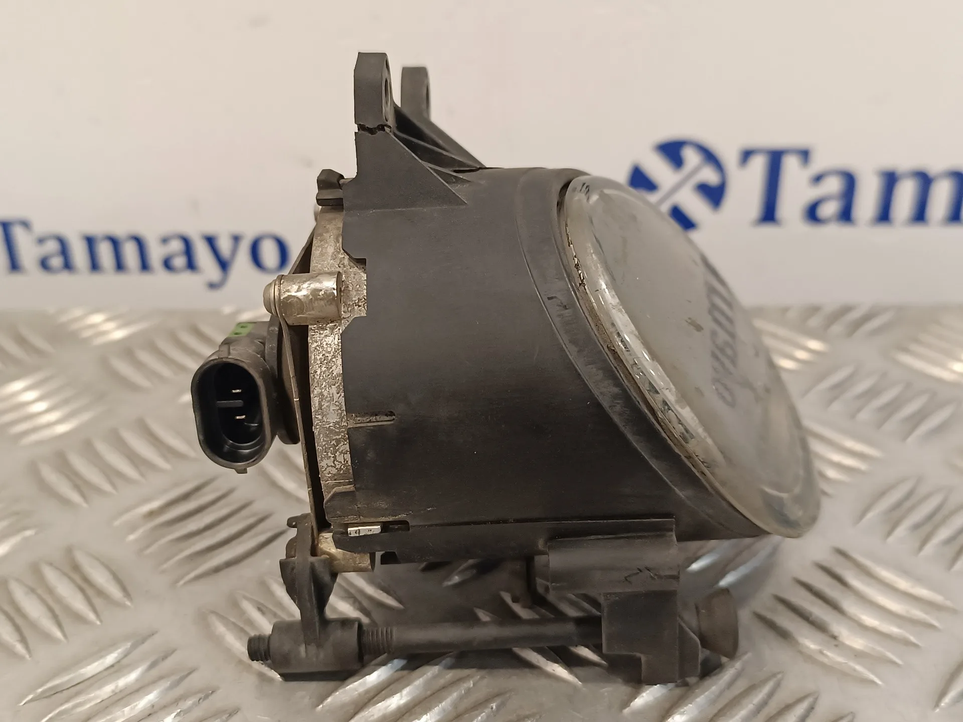 Faro Antiniebla Derecho para Audi A4 Avant (8E)