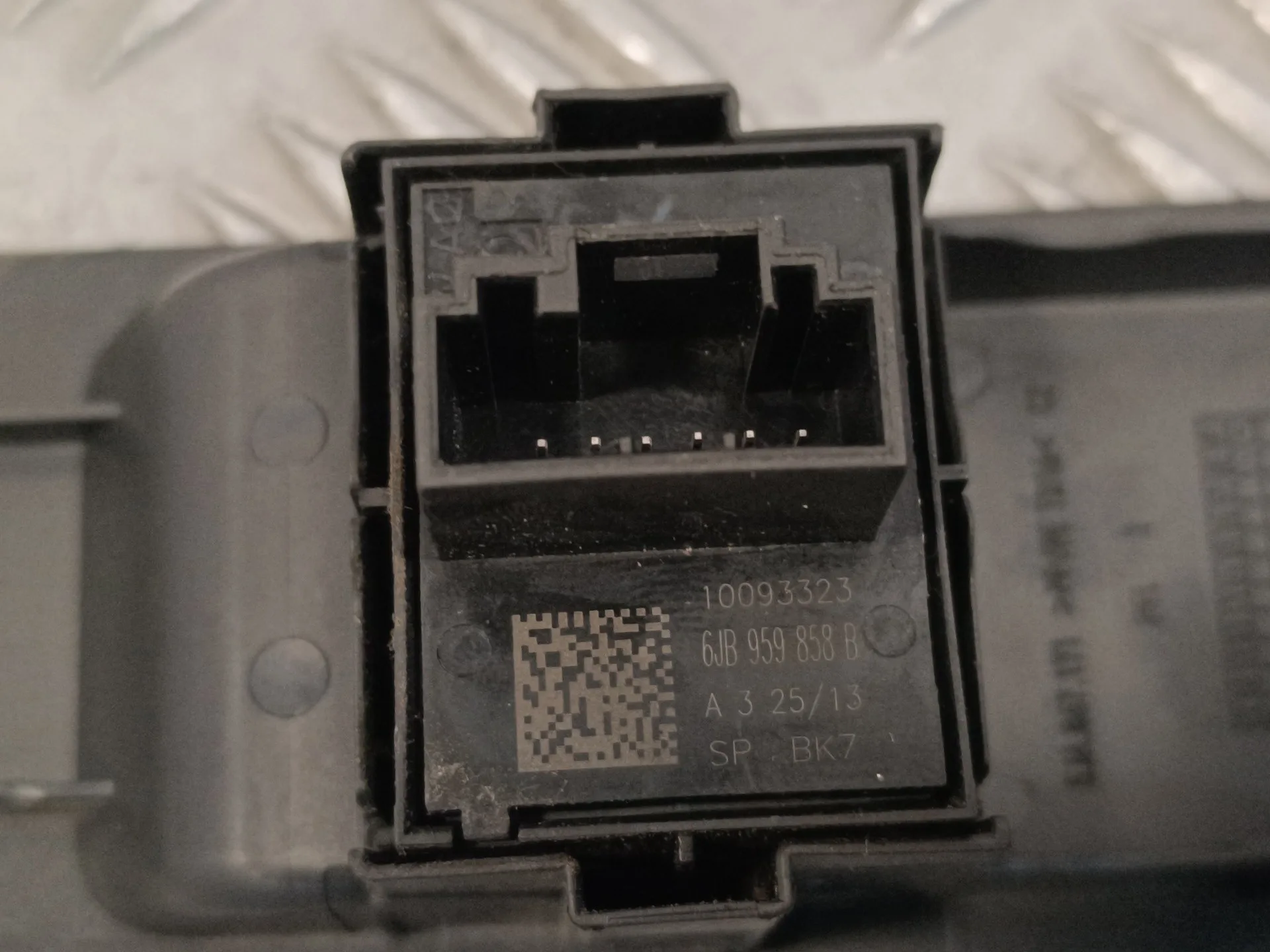 Mando Elevalunas Delantero Izquierdo para Seat Toledo (Kg3)