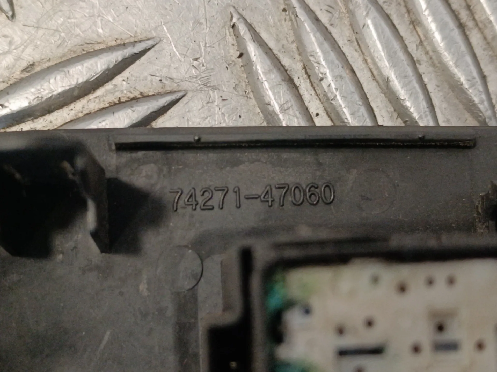 Mando Elevalunas Trasero Derecho para Toyota Prius (Nhw30)